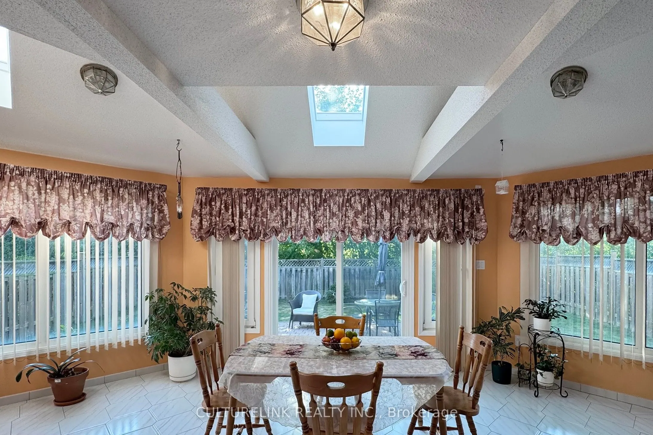 94 Coledale Road