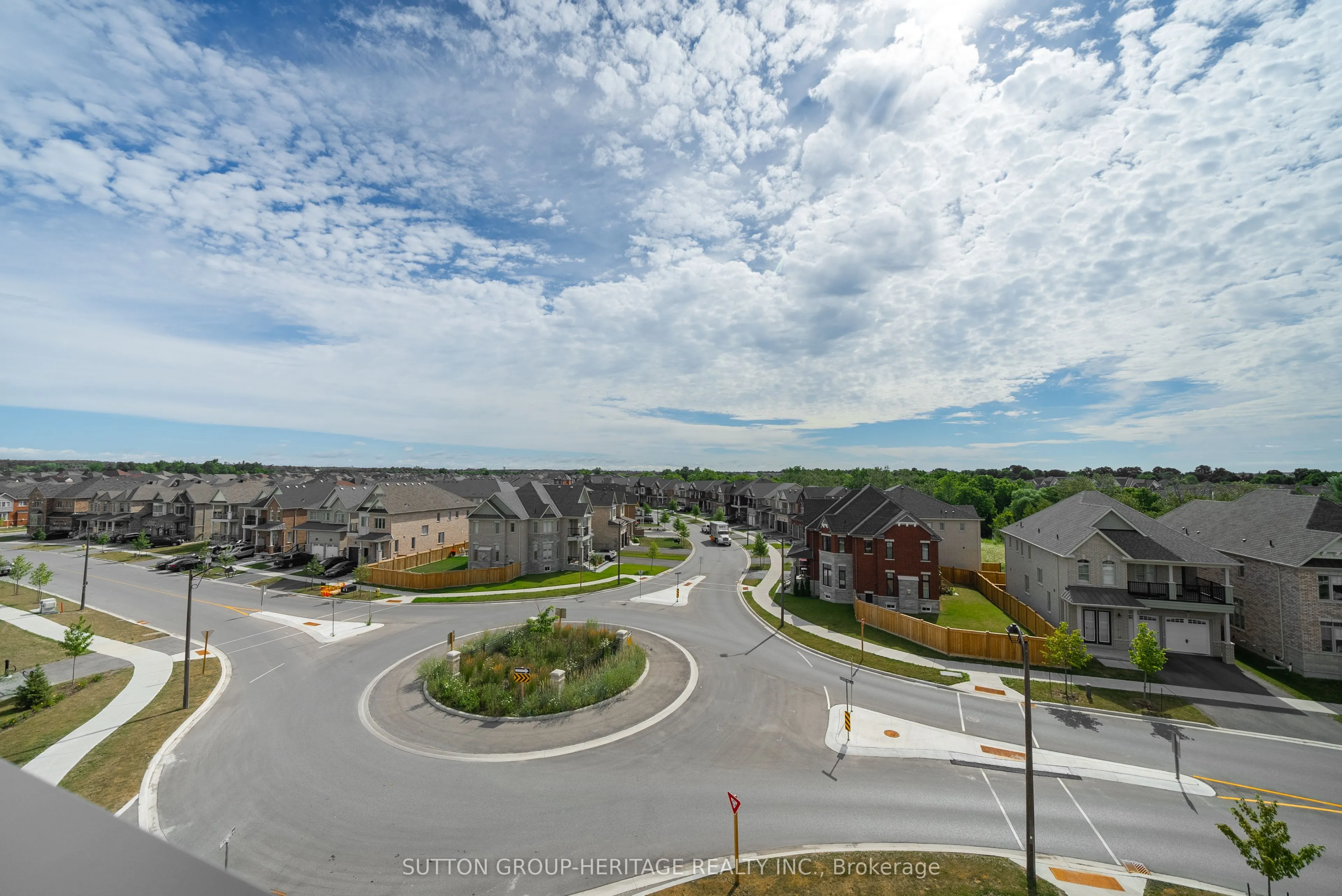 15 Whitaker Way, #427