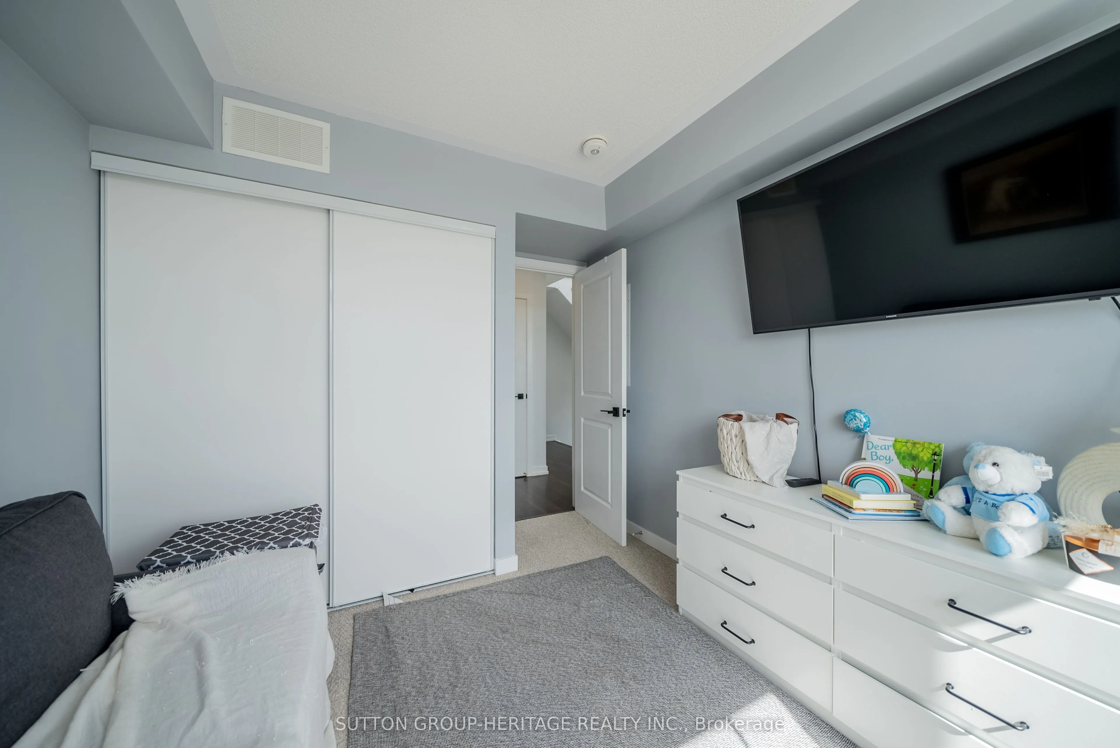 15 Whitaker Way, #427