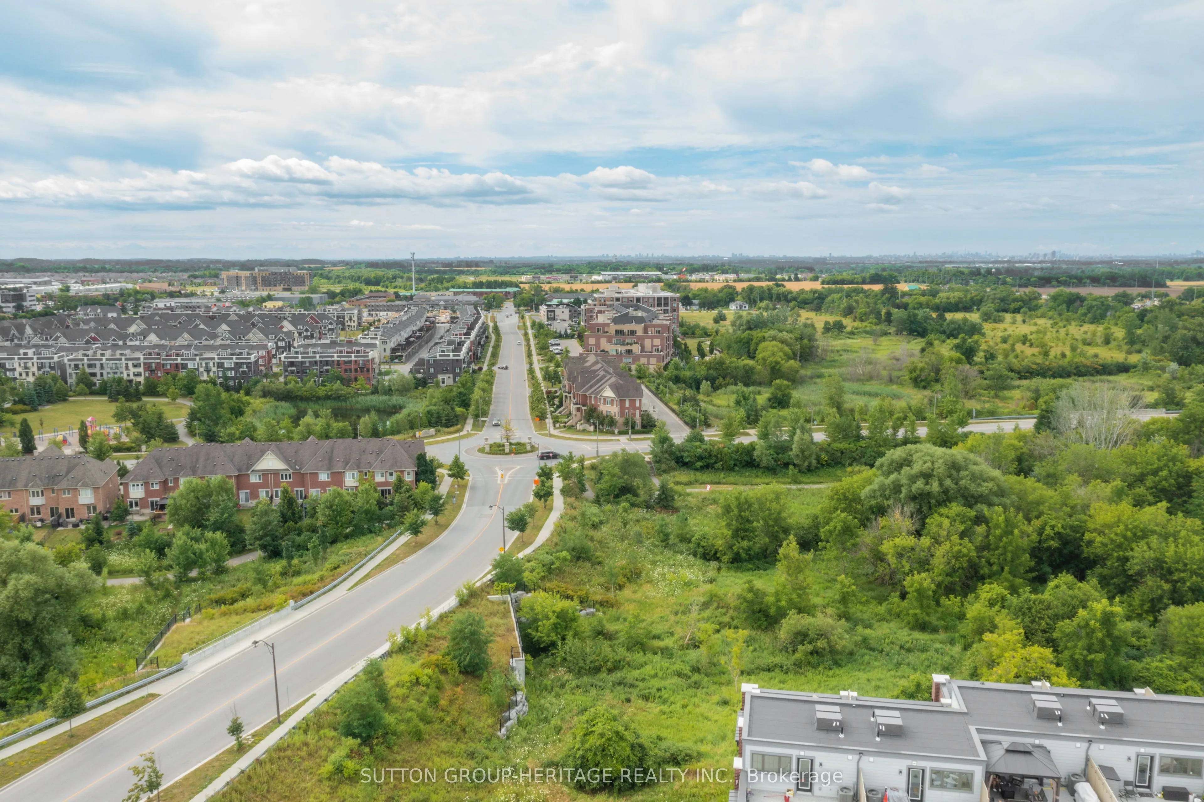 15 Whitaker Way, #427
