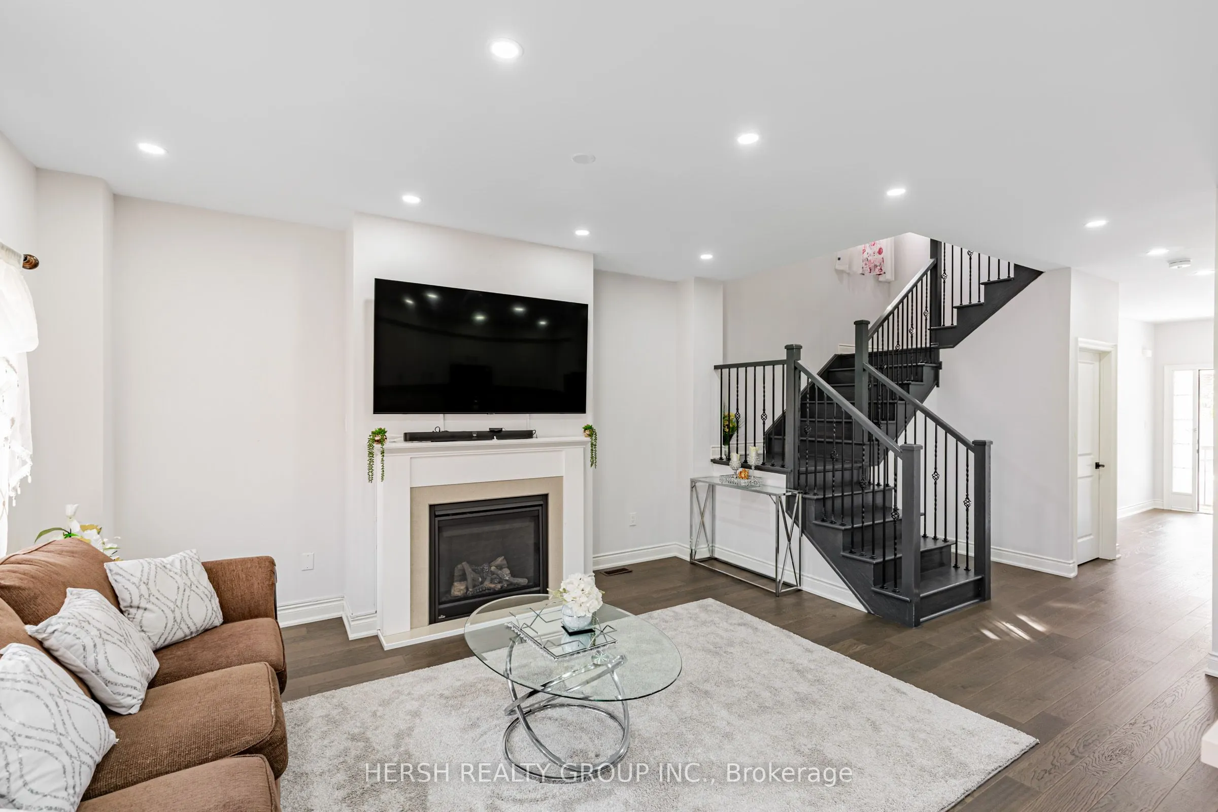 11 Alan Williams Trail