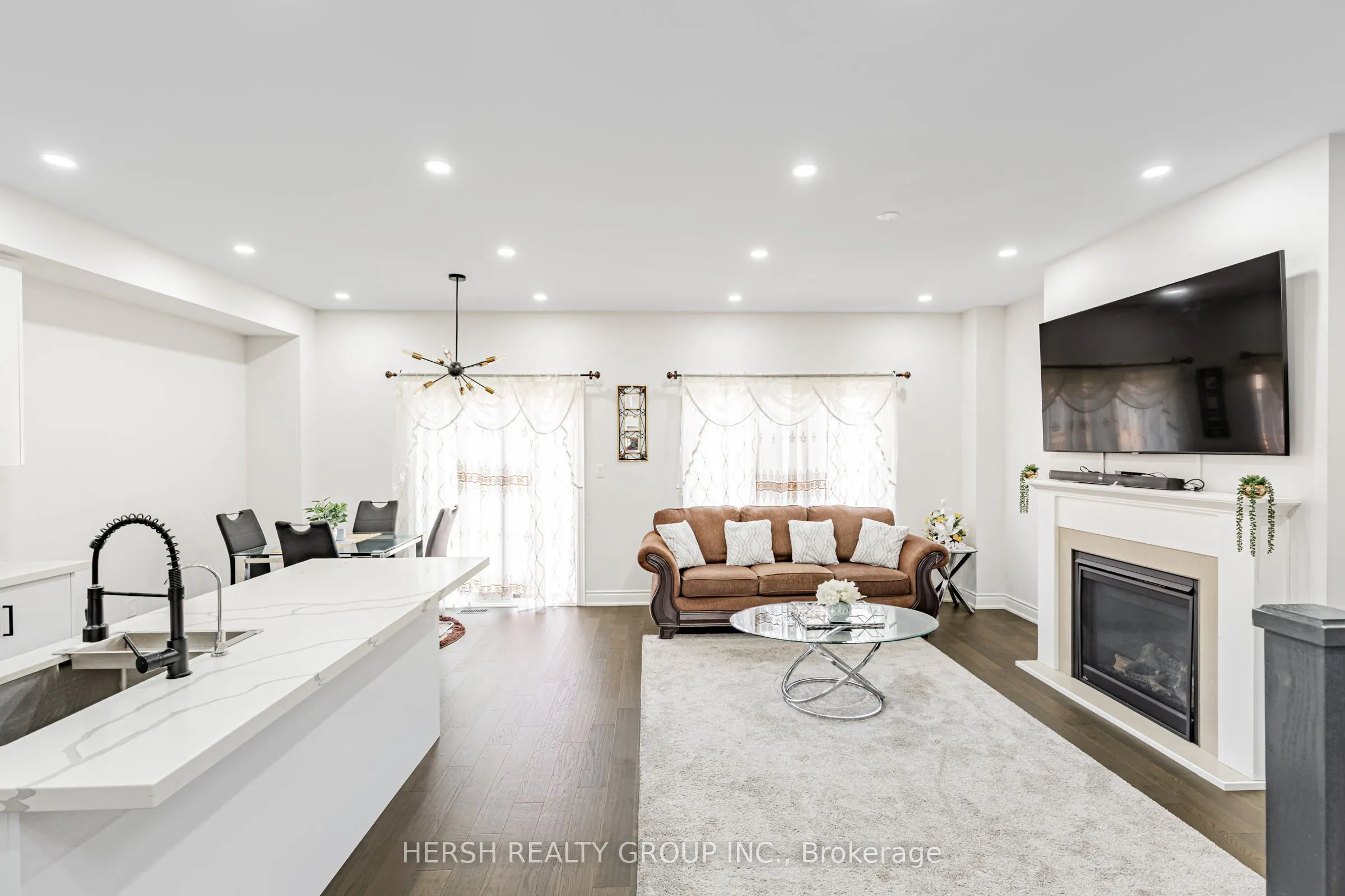 11 Alan Williams Trail