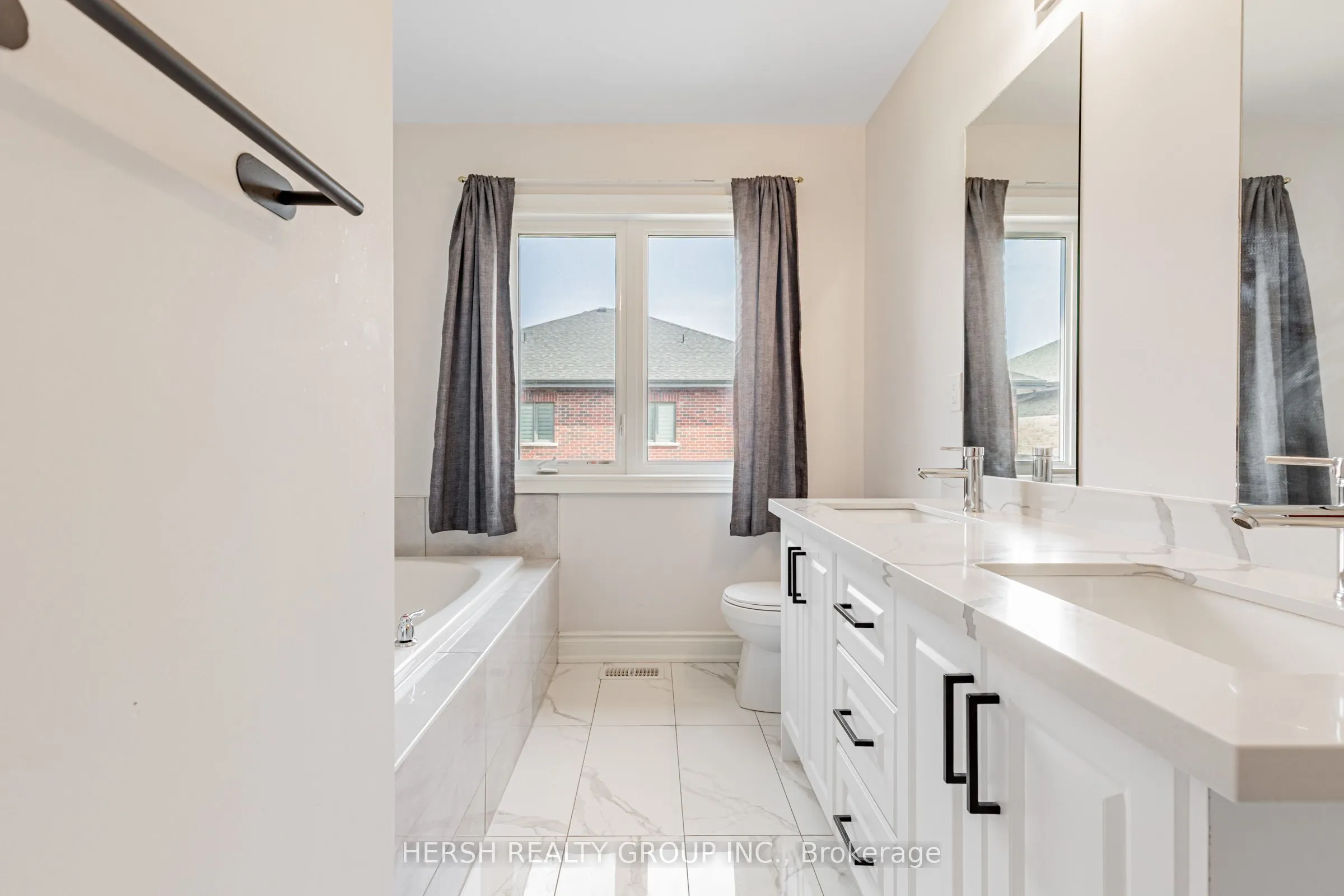 11 Alan Williams Trail