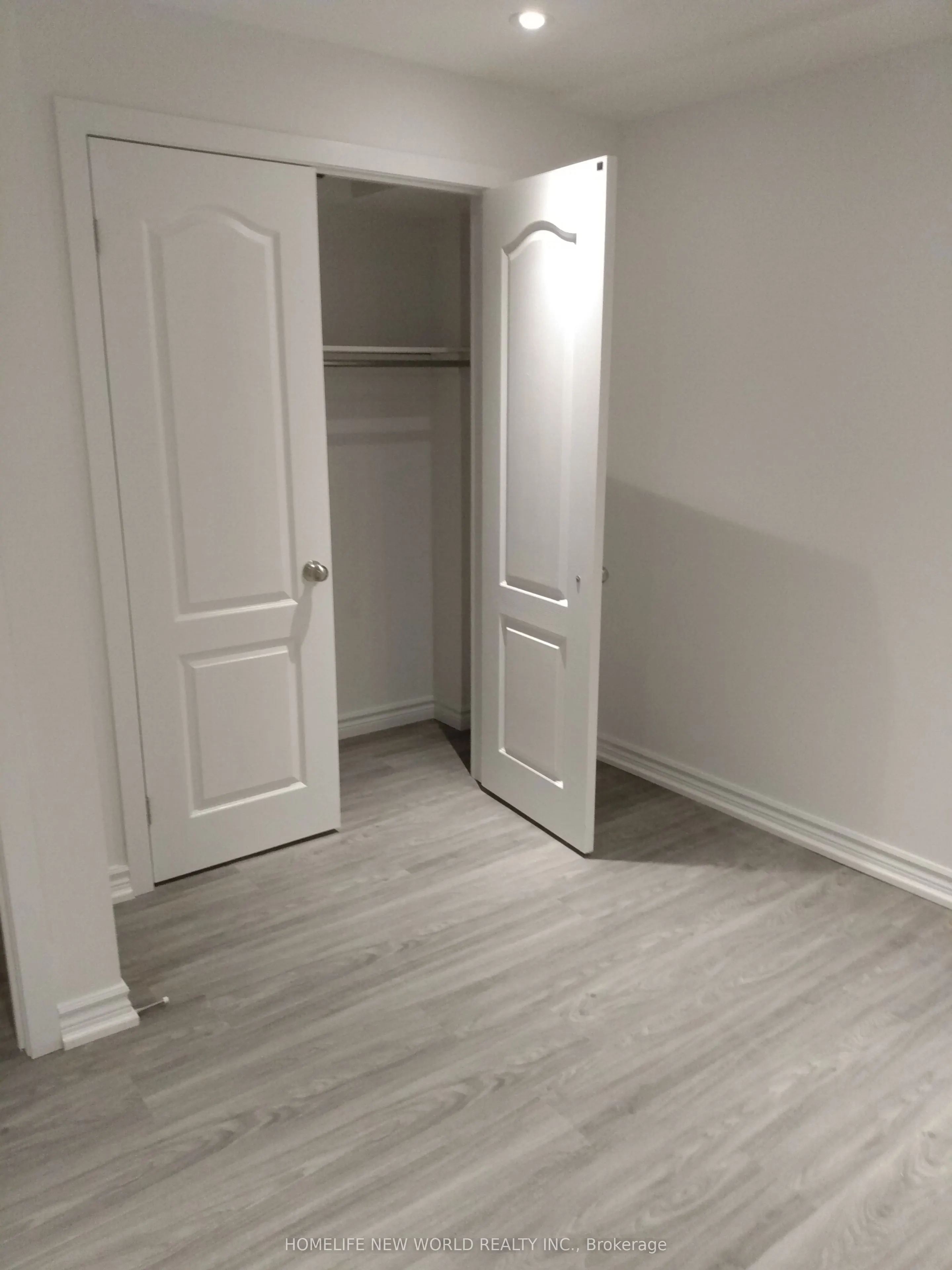 59 Wade Gate, #Basement