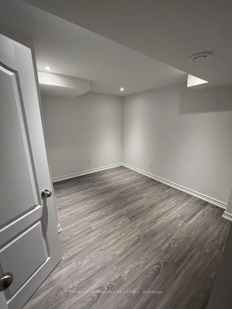 59 Wade Gate, #Basement