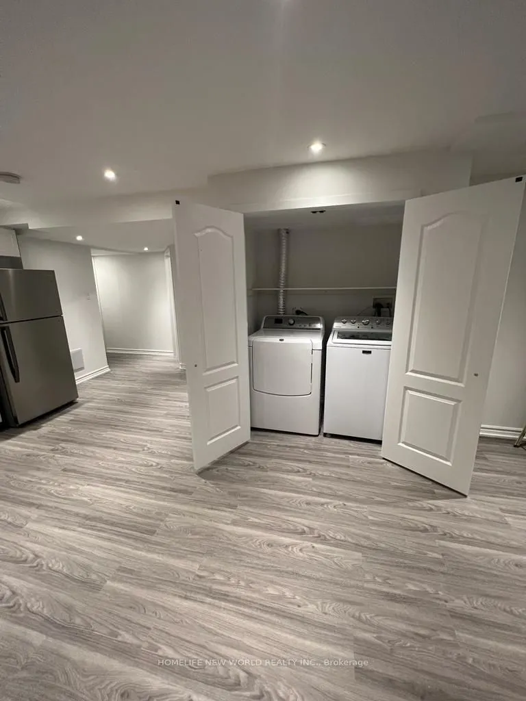 59 Wade Gate, #Basement