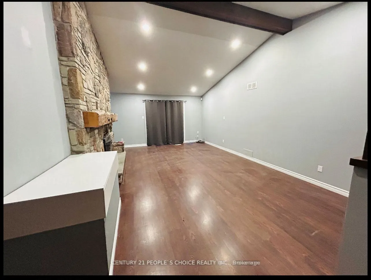 101 Putting Green Crescent