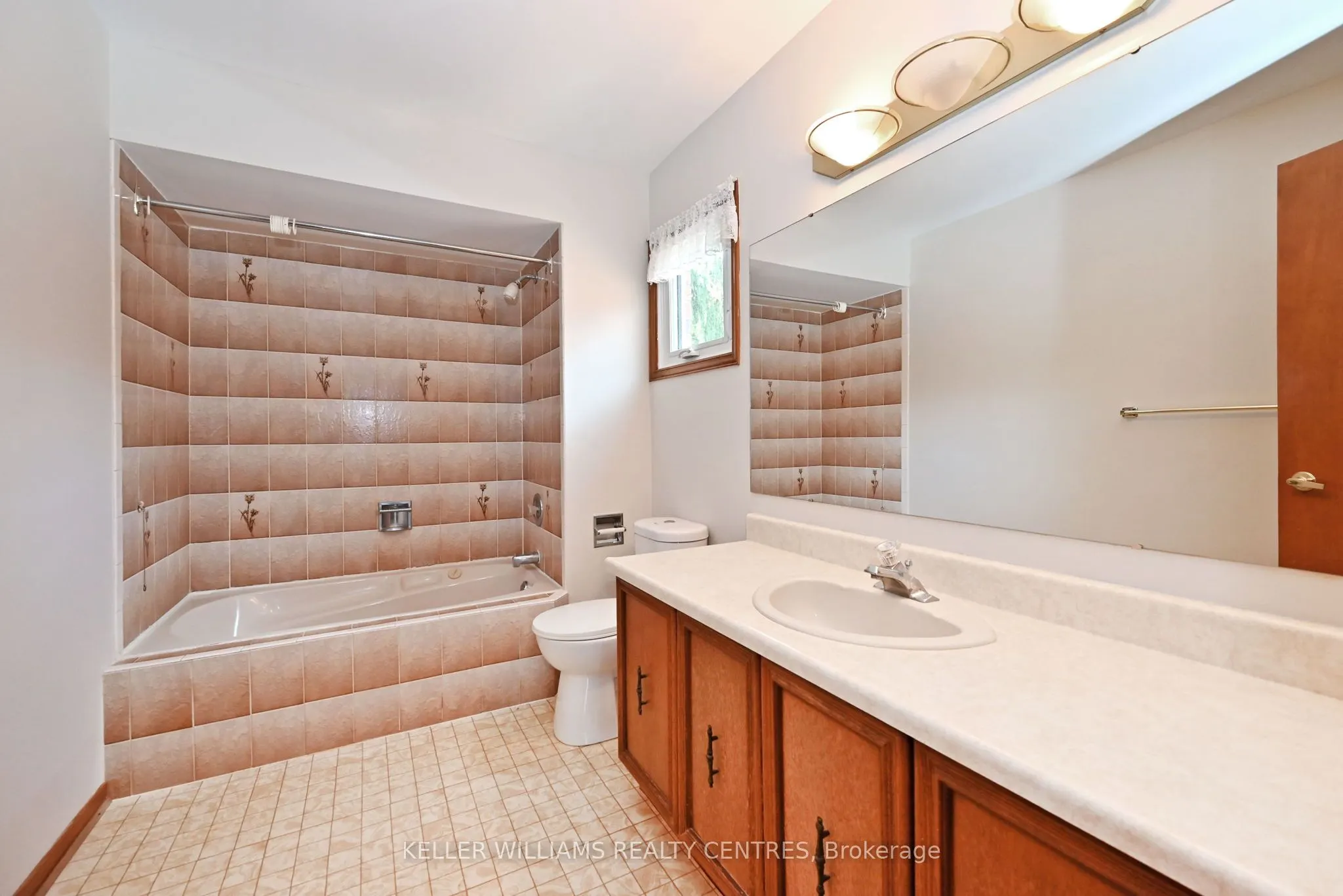 16 Lanewood Drive