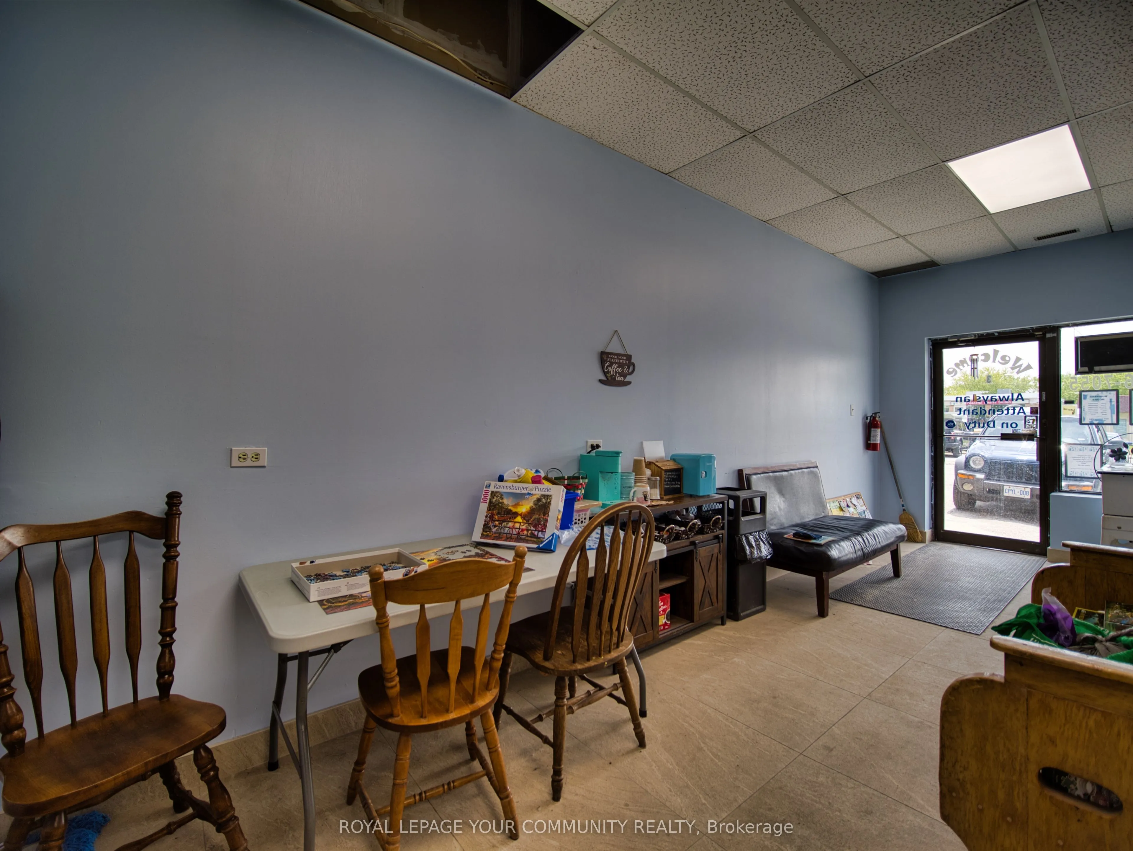 190 Simcoe Avenue