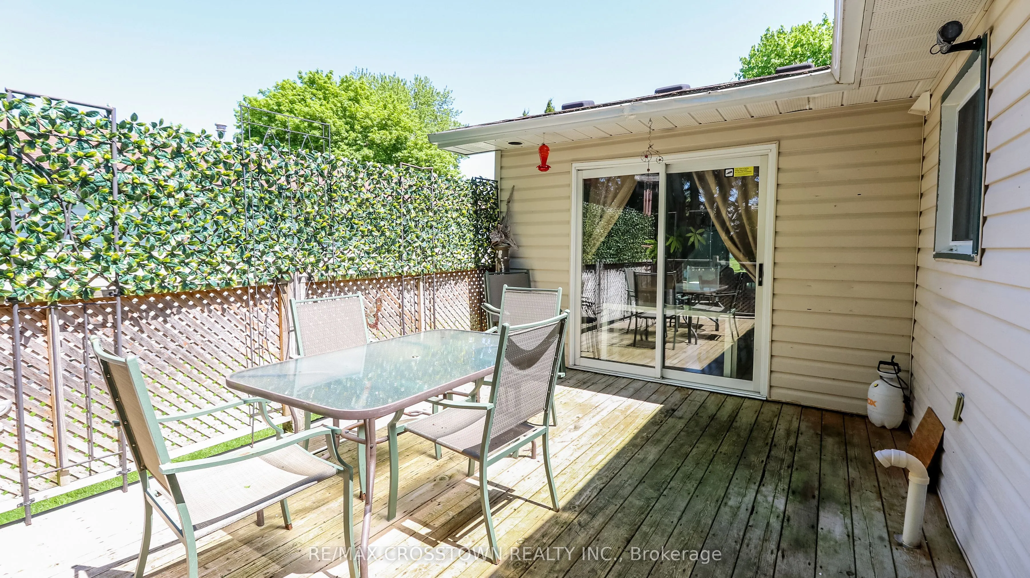 64 Royal Oak Drive