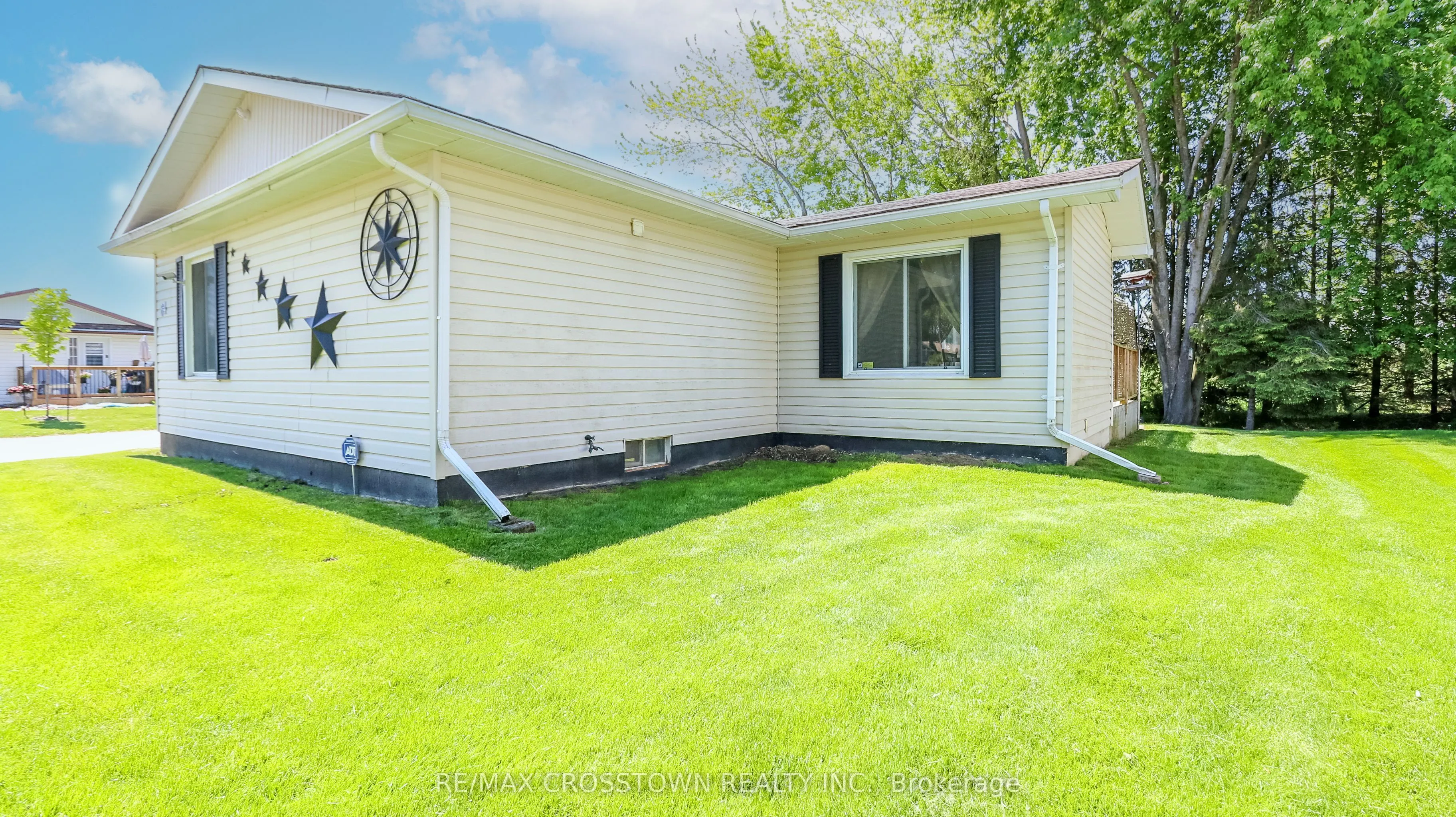 64 Royal Oak Drive