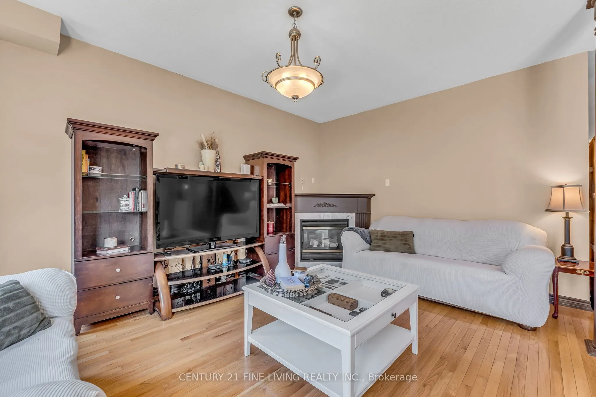 6 Renoir Drive