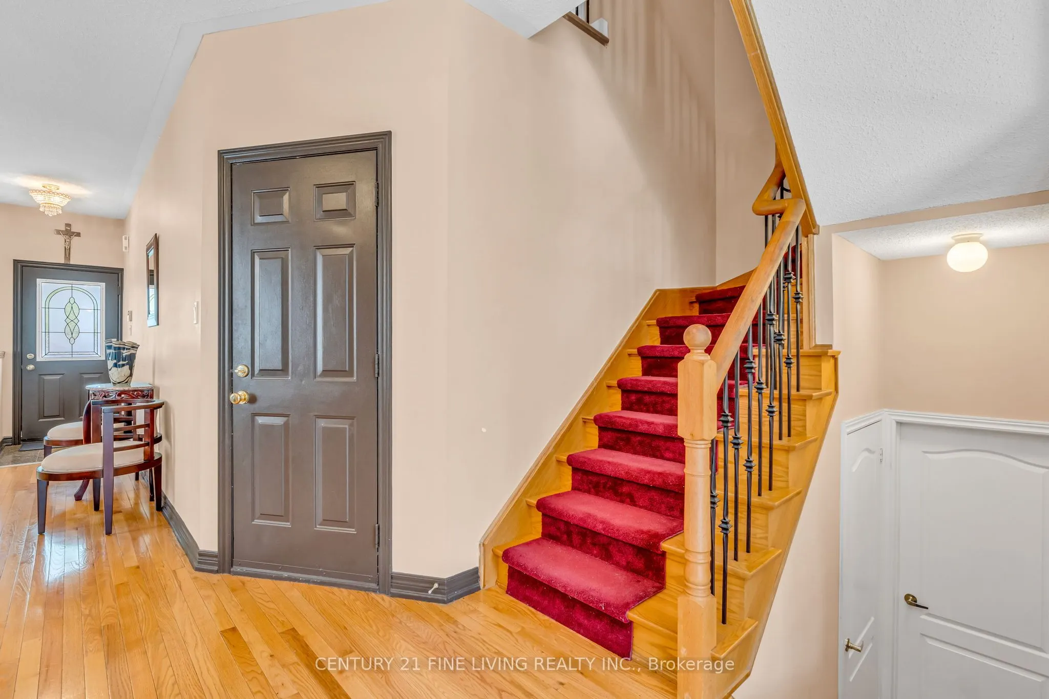 6 Renoir Drive