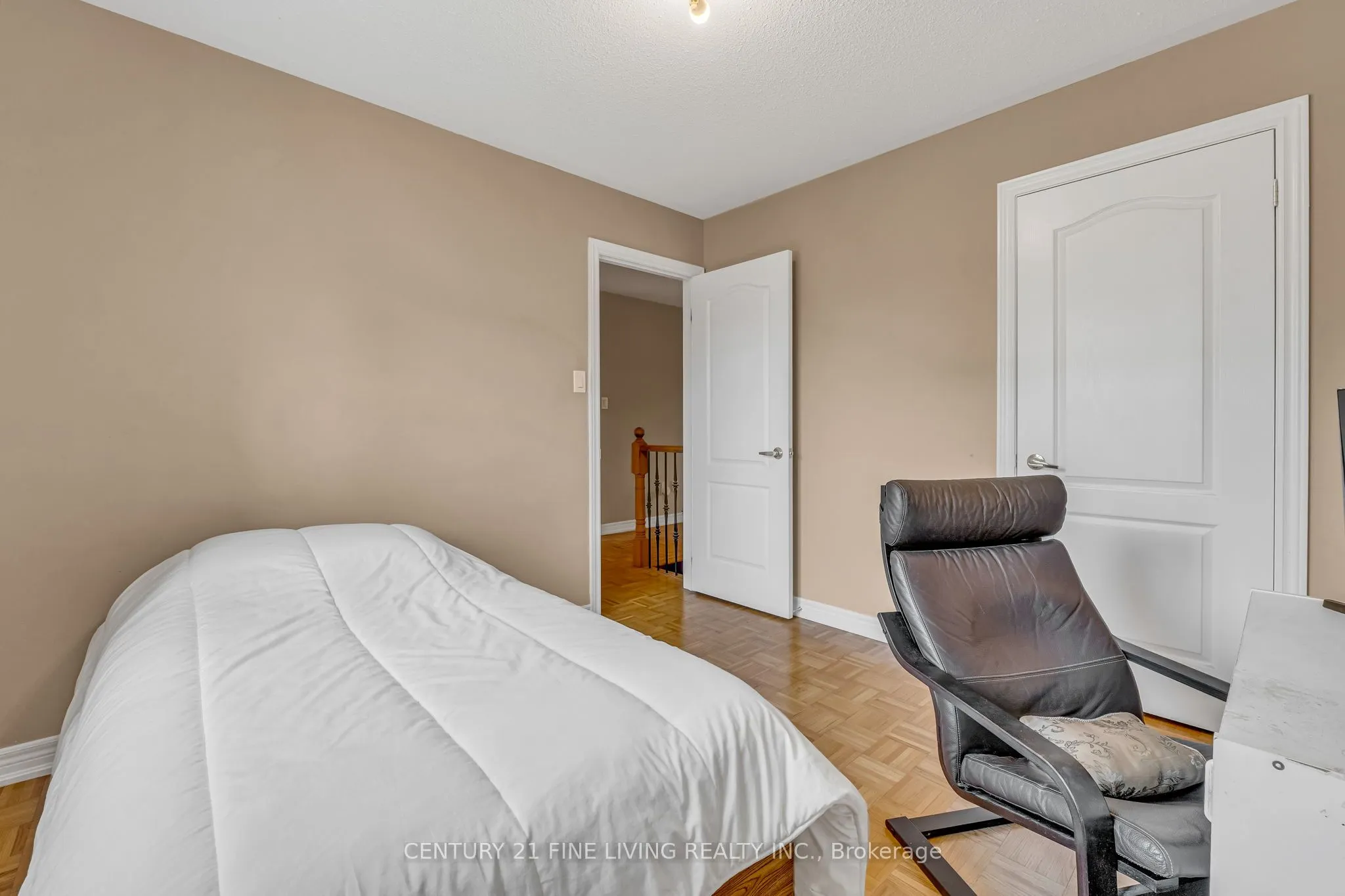 6 Renoir Drive