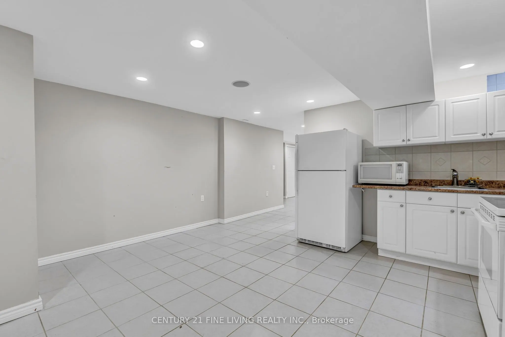6 Renoir Drive