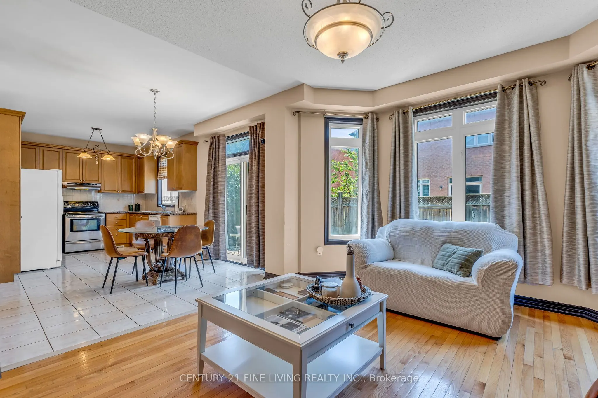 6 Renoir Drive