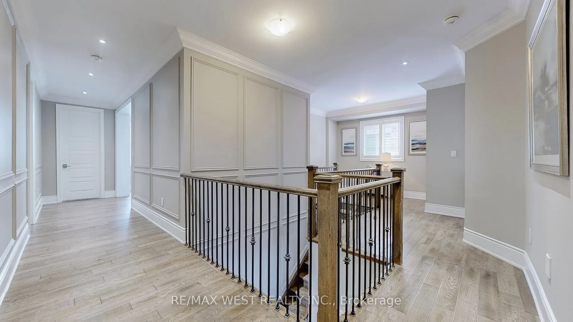 75 Cairns Gate