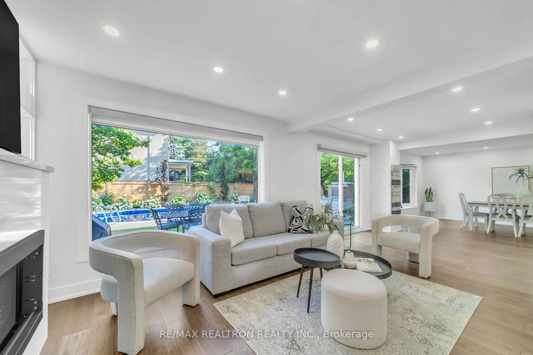 107 Golf Links Drive