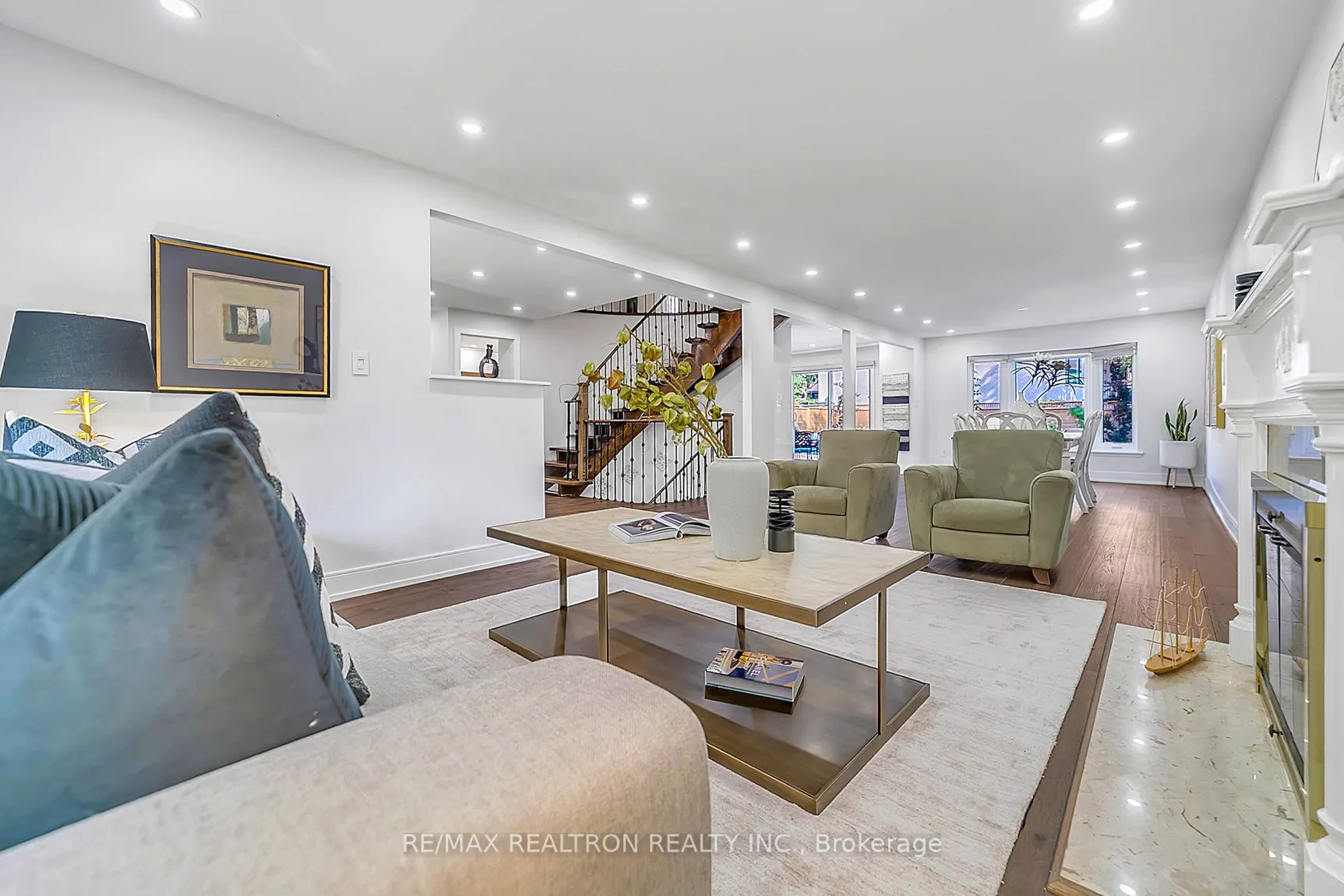 107 Golf Links Drive