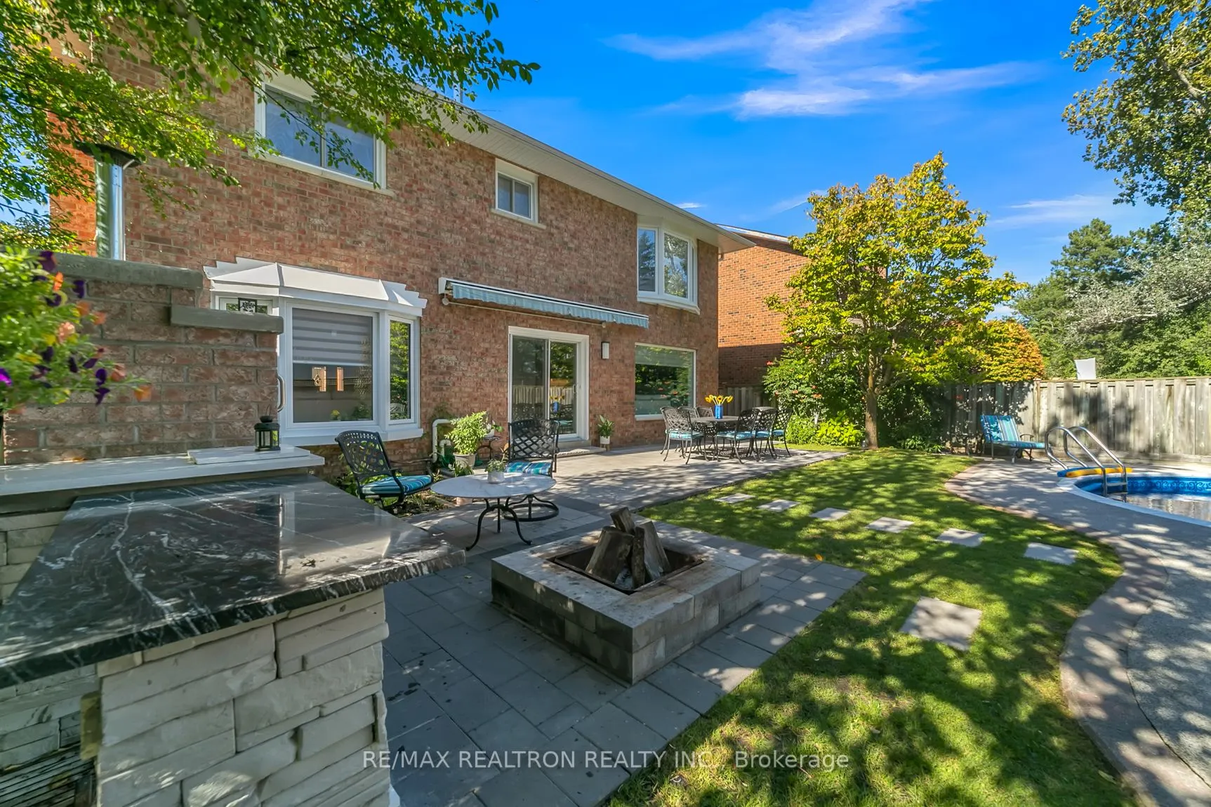 107 Golf Links Drive