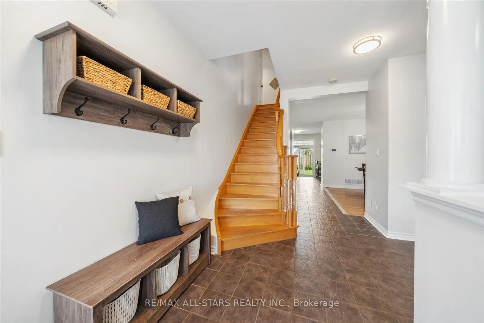 102 Herrema Boulevard