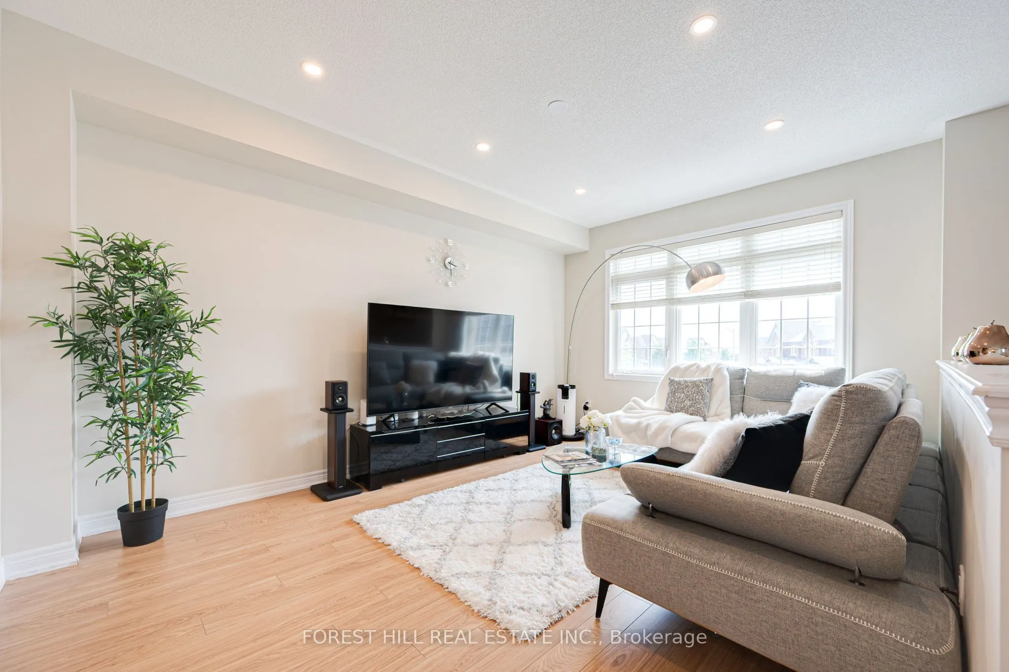59 Matthewson Avenue