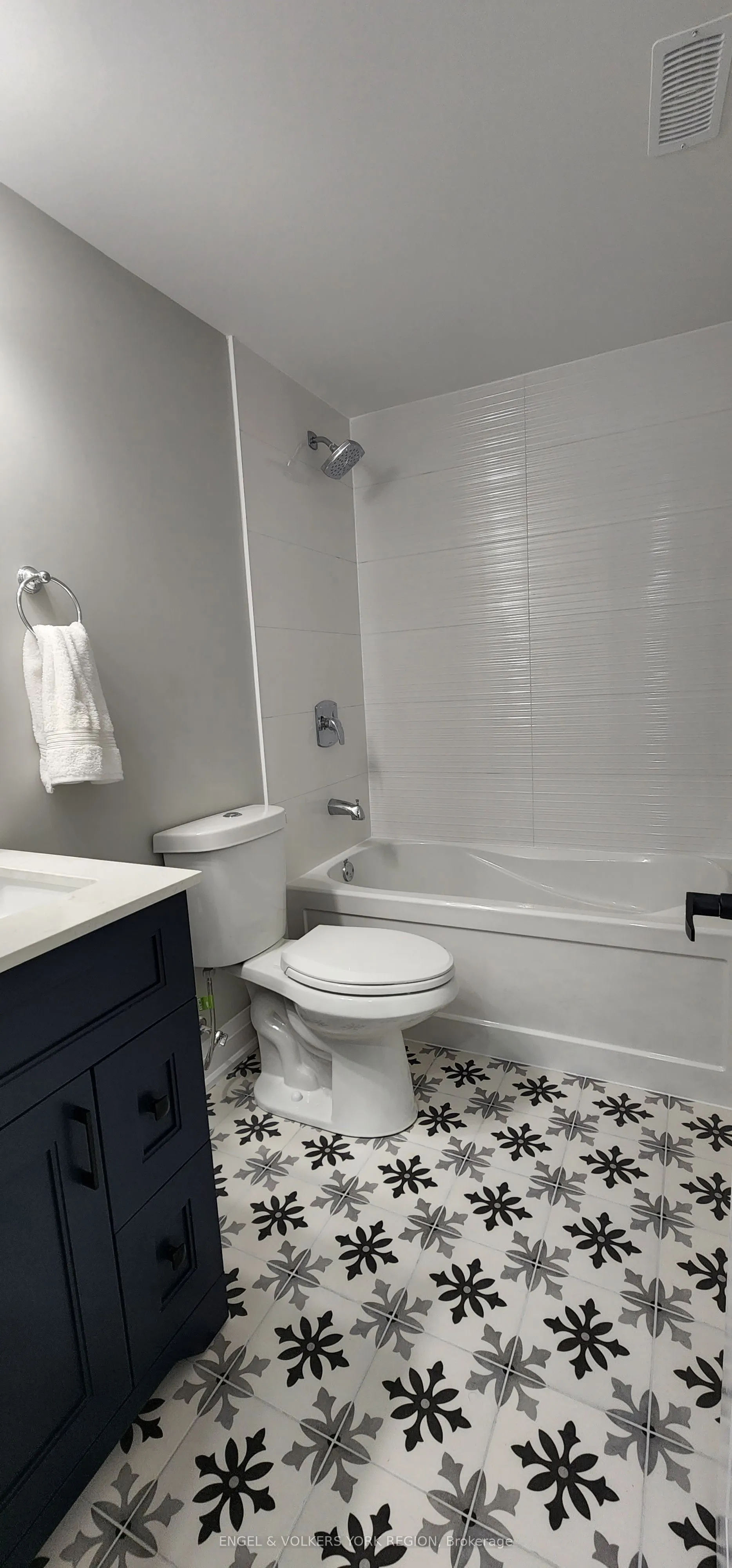 4 Valley Point Crescent, #BSMT