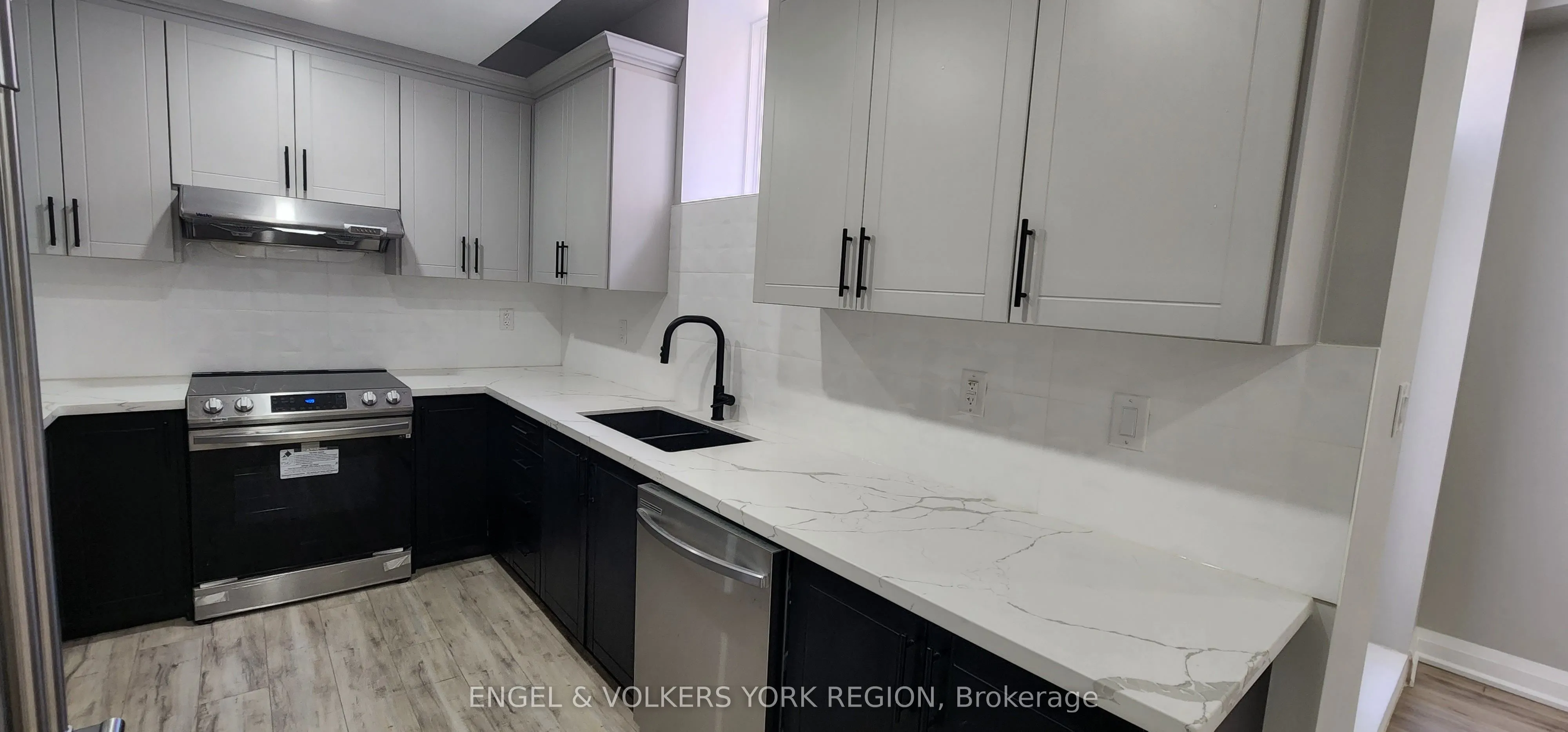 4 Valley Point Crescent, #BSMT