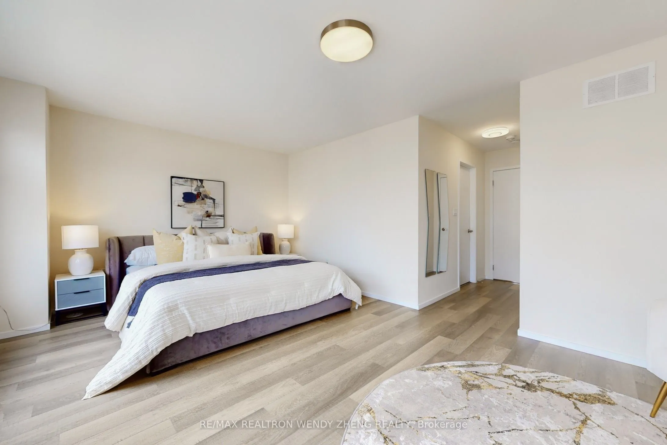 44 James Noble Lane, #27