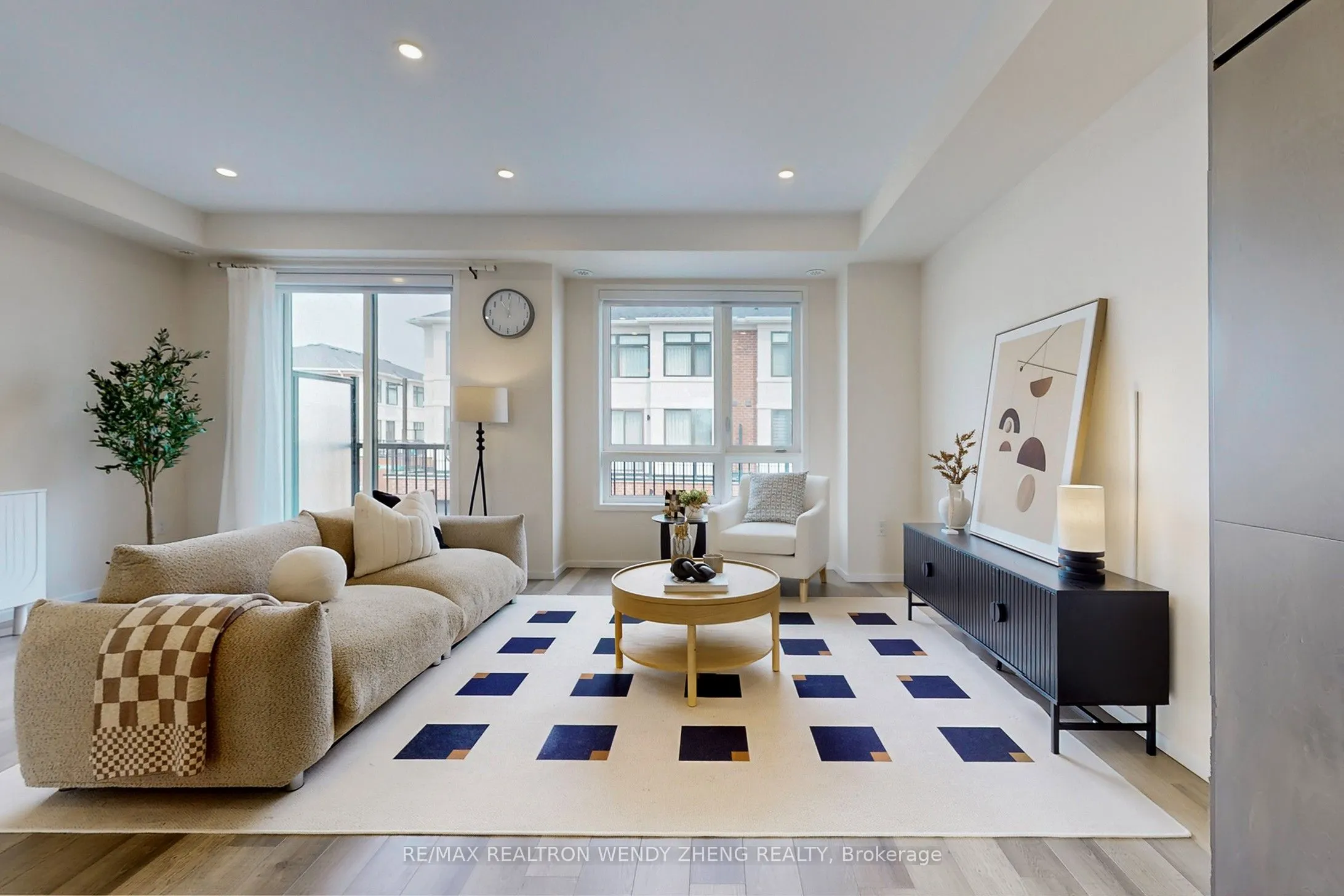 44 James Noble Lane, #27