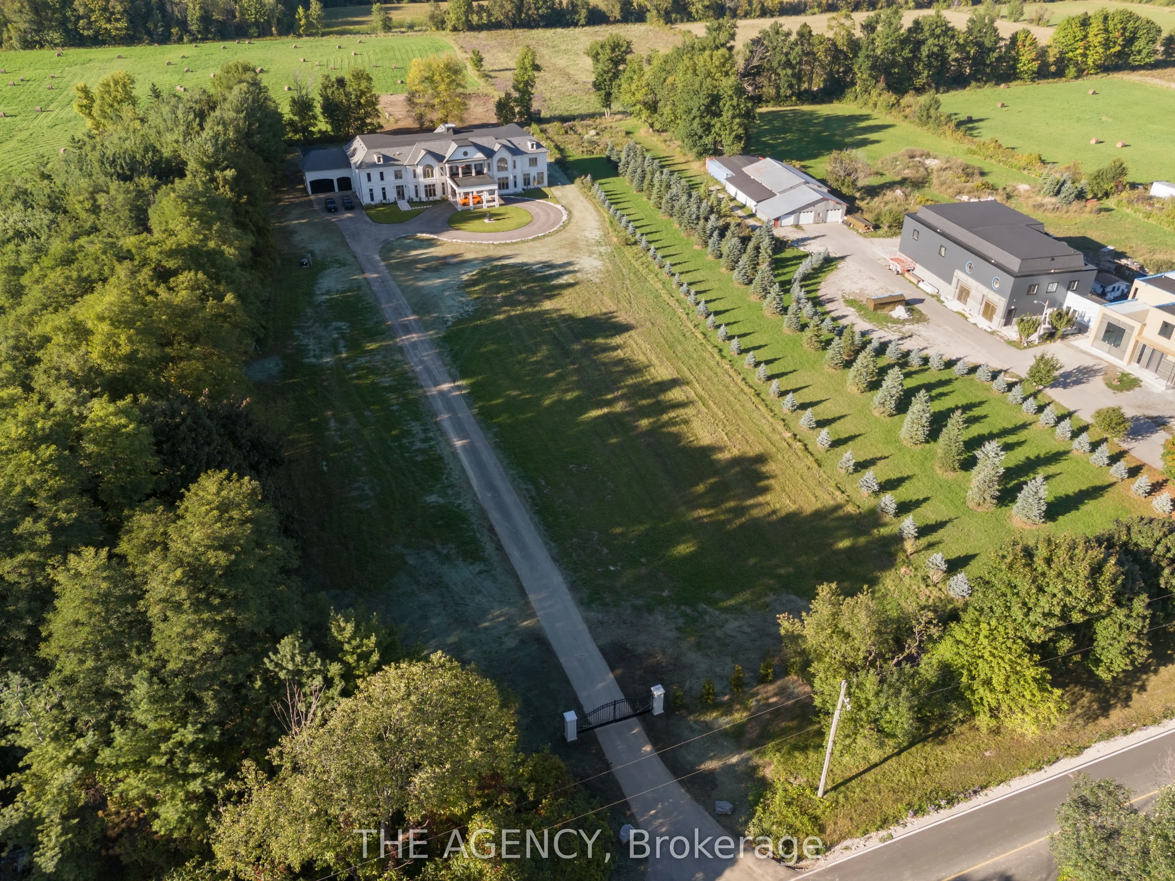 3310 18th Sideroad