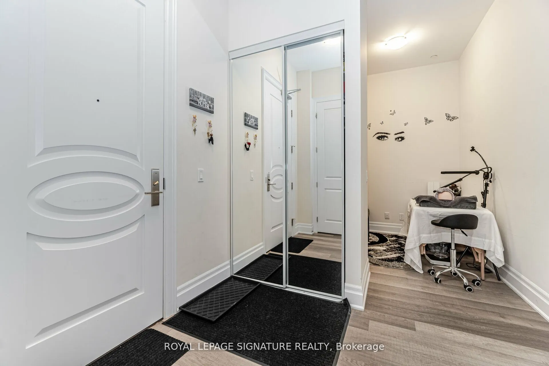 9085 Jane Street, #108