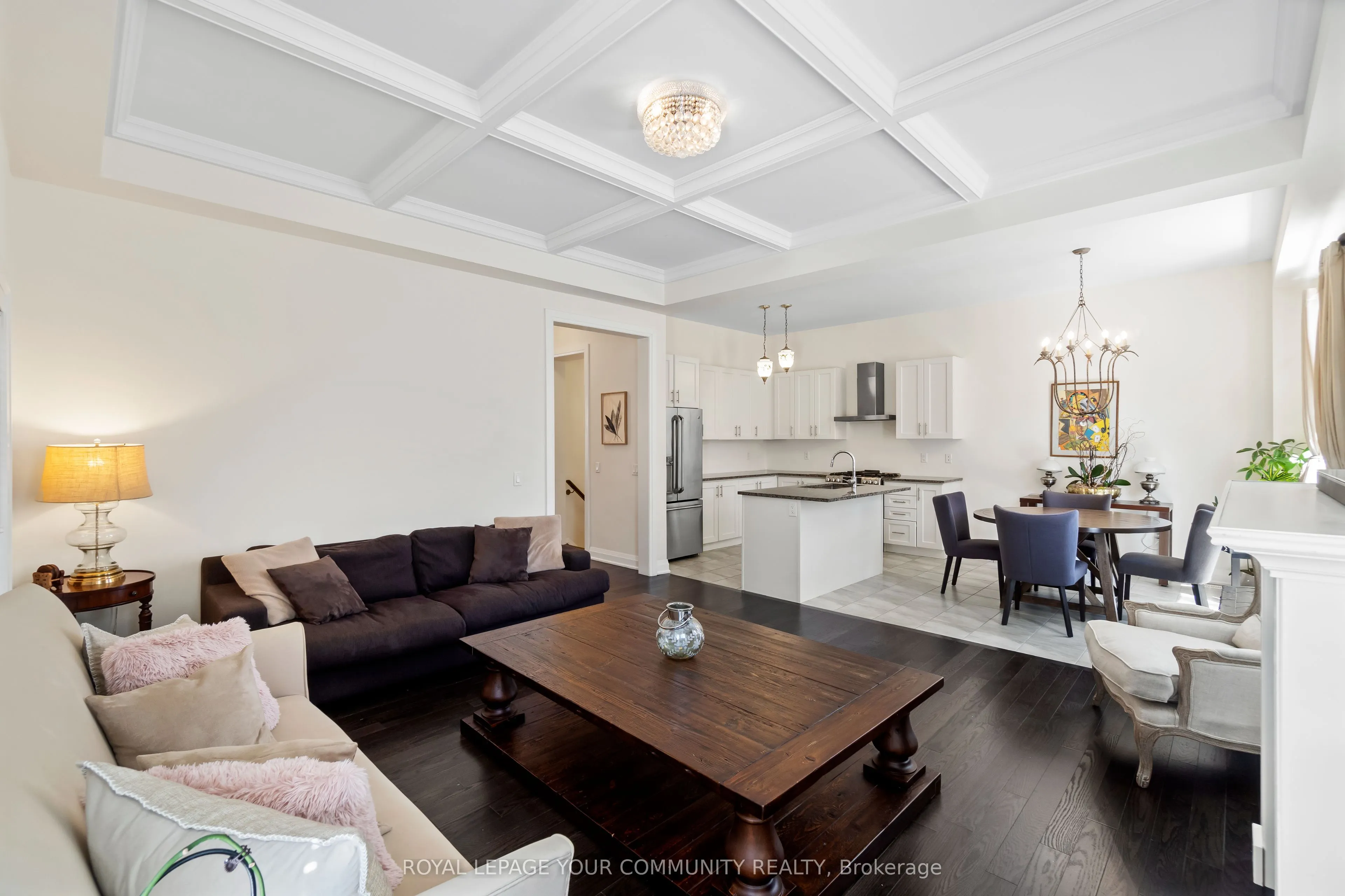 8 Duncombe Lane