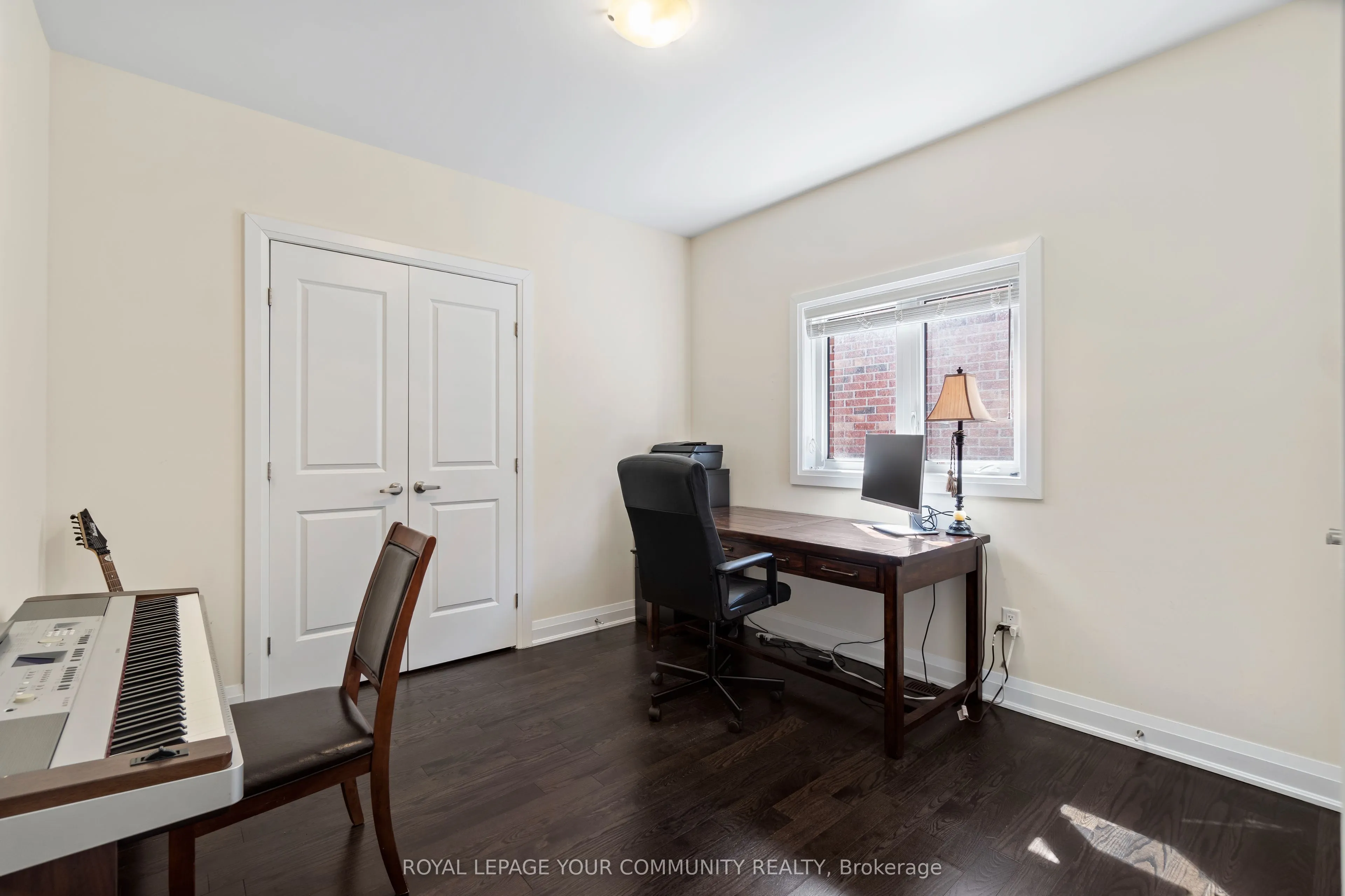 8 Duncombe Lane