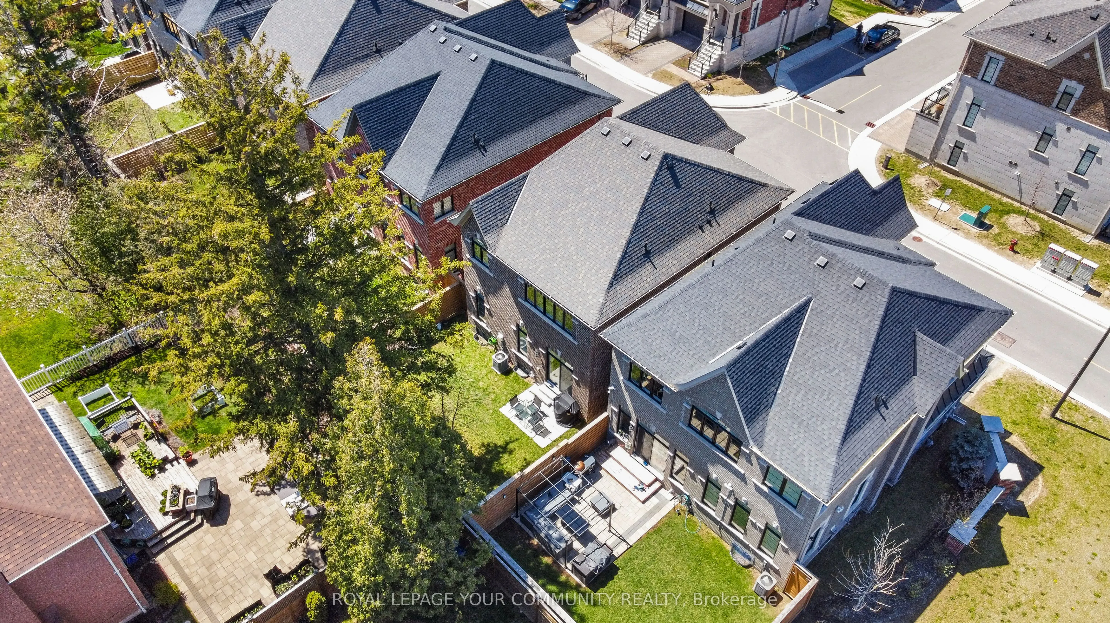 8 Duncombe Lane