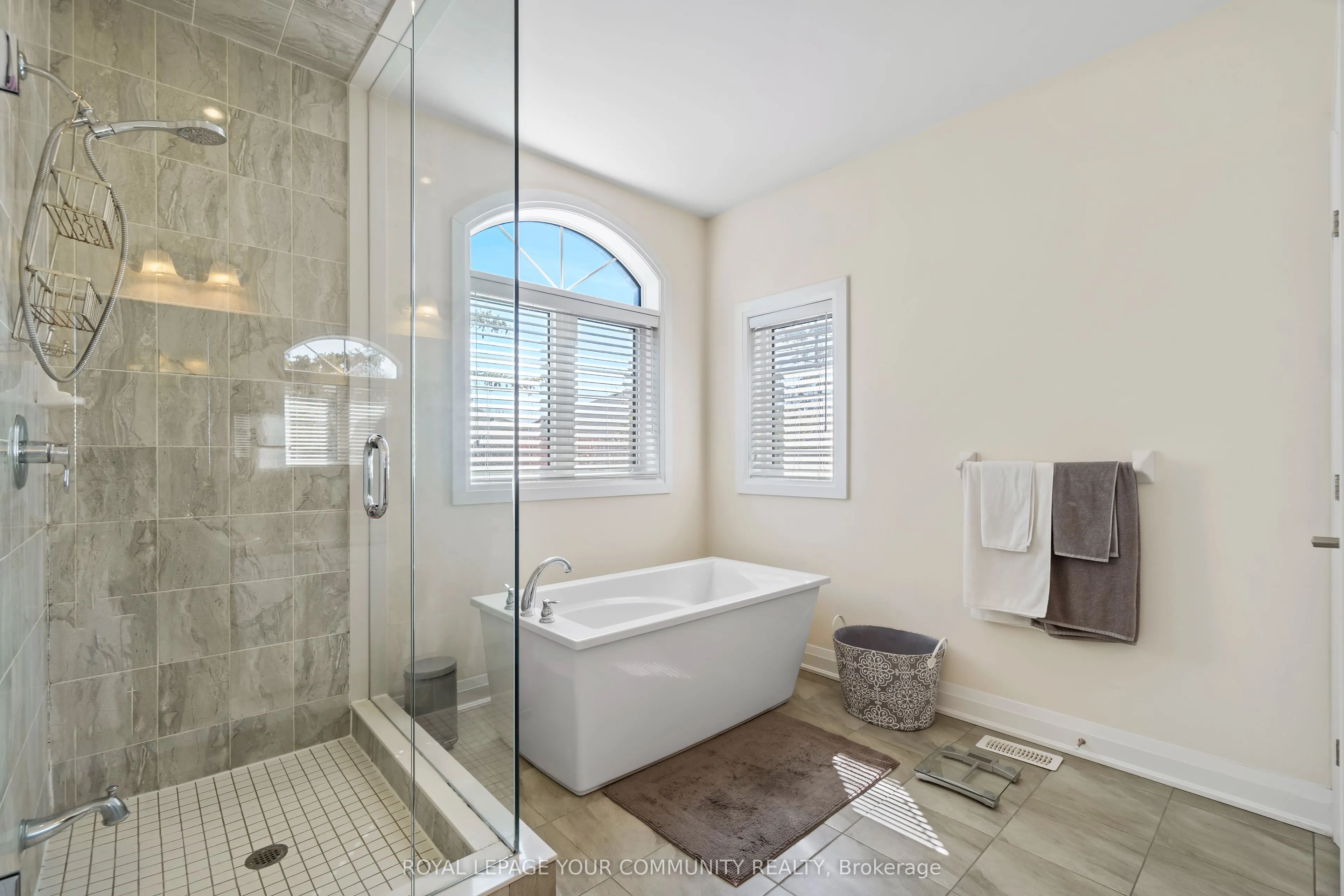 8 Duncombe Lane