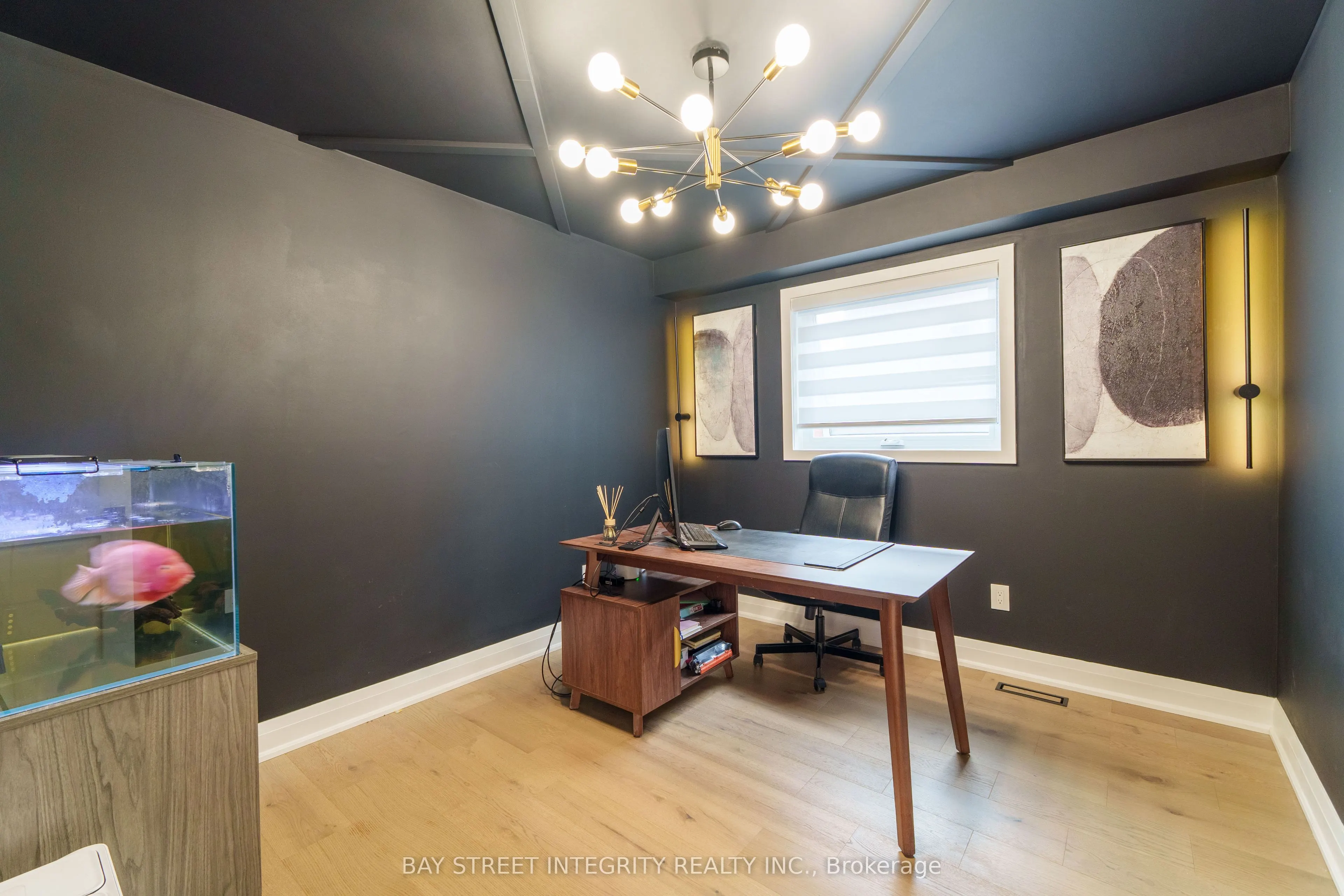 2247 Rodick Road