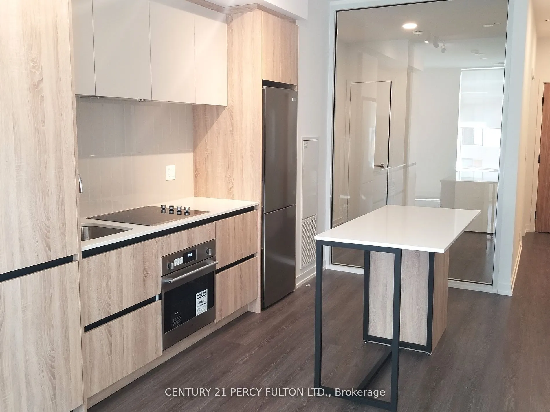 8 Beverley Glen Boulevard, #411