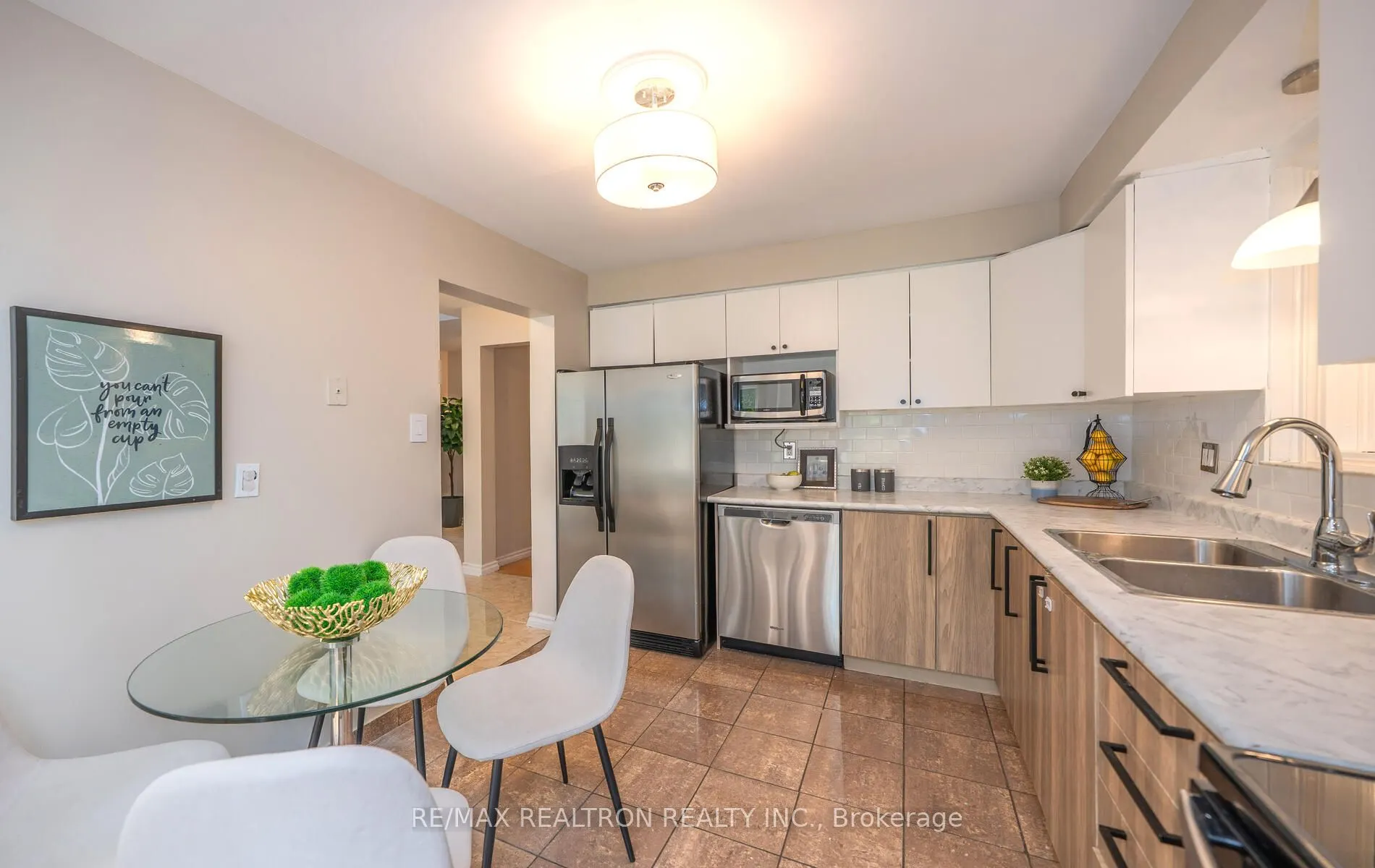 100 Gilmore Crescent