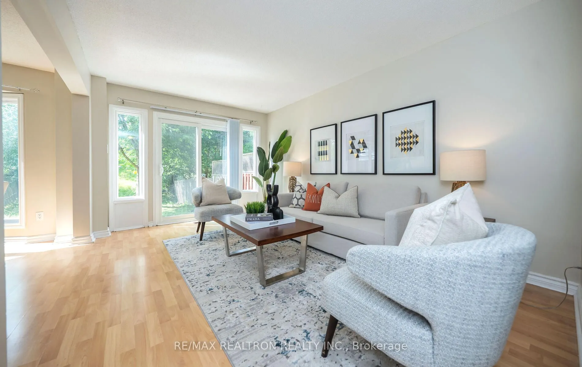 100 Gilmore Crescent
