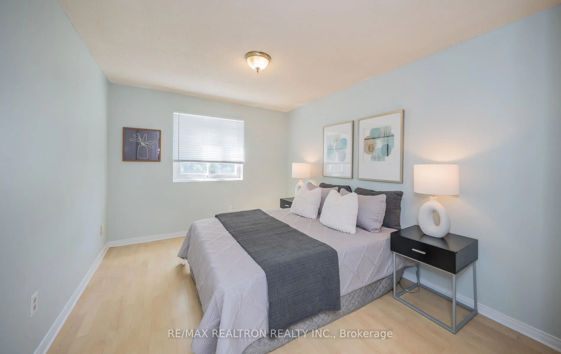 100 Gilmore Crescent