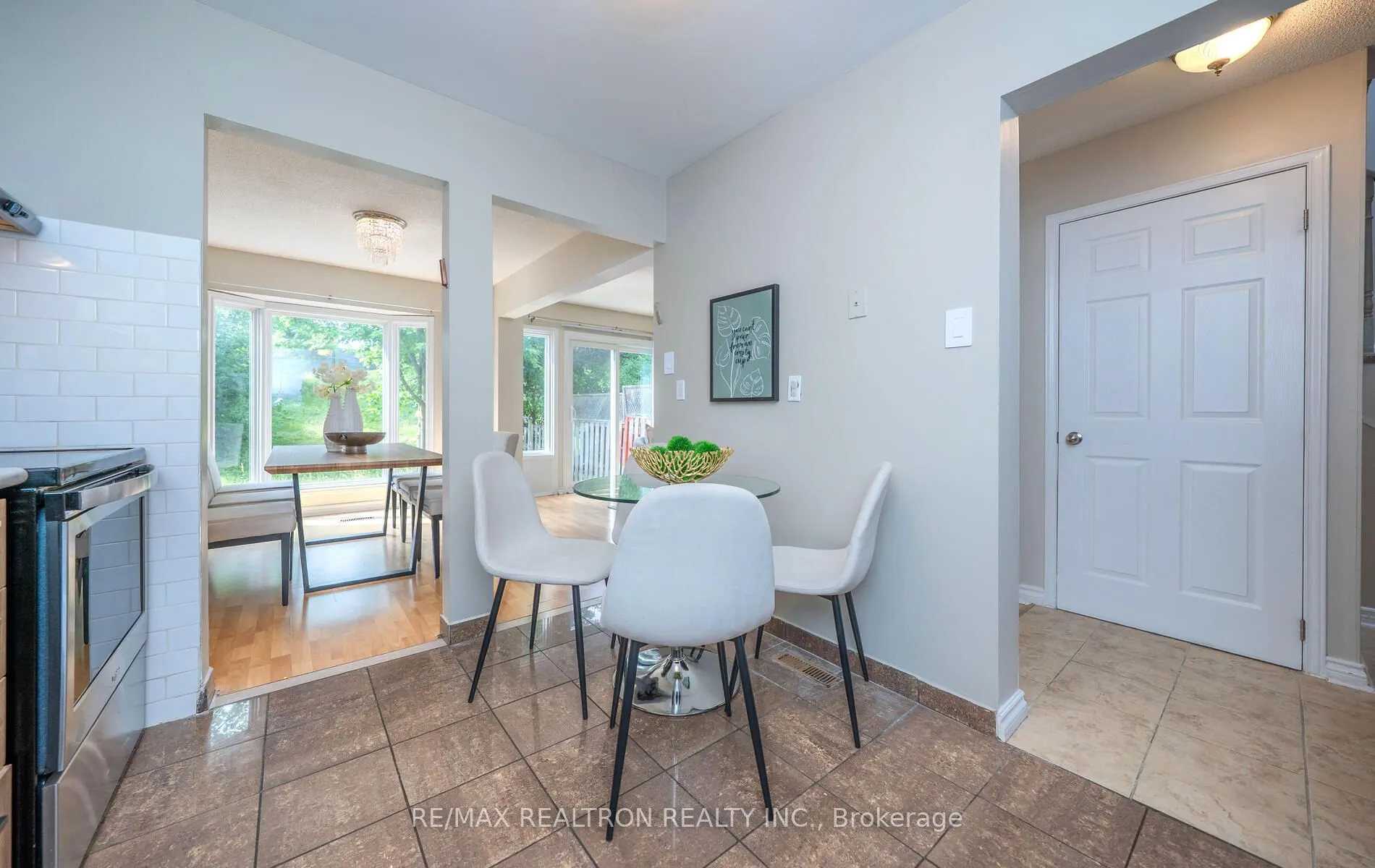 100 Gilmore Crescent