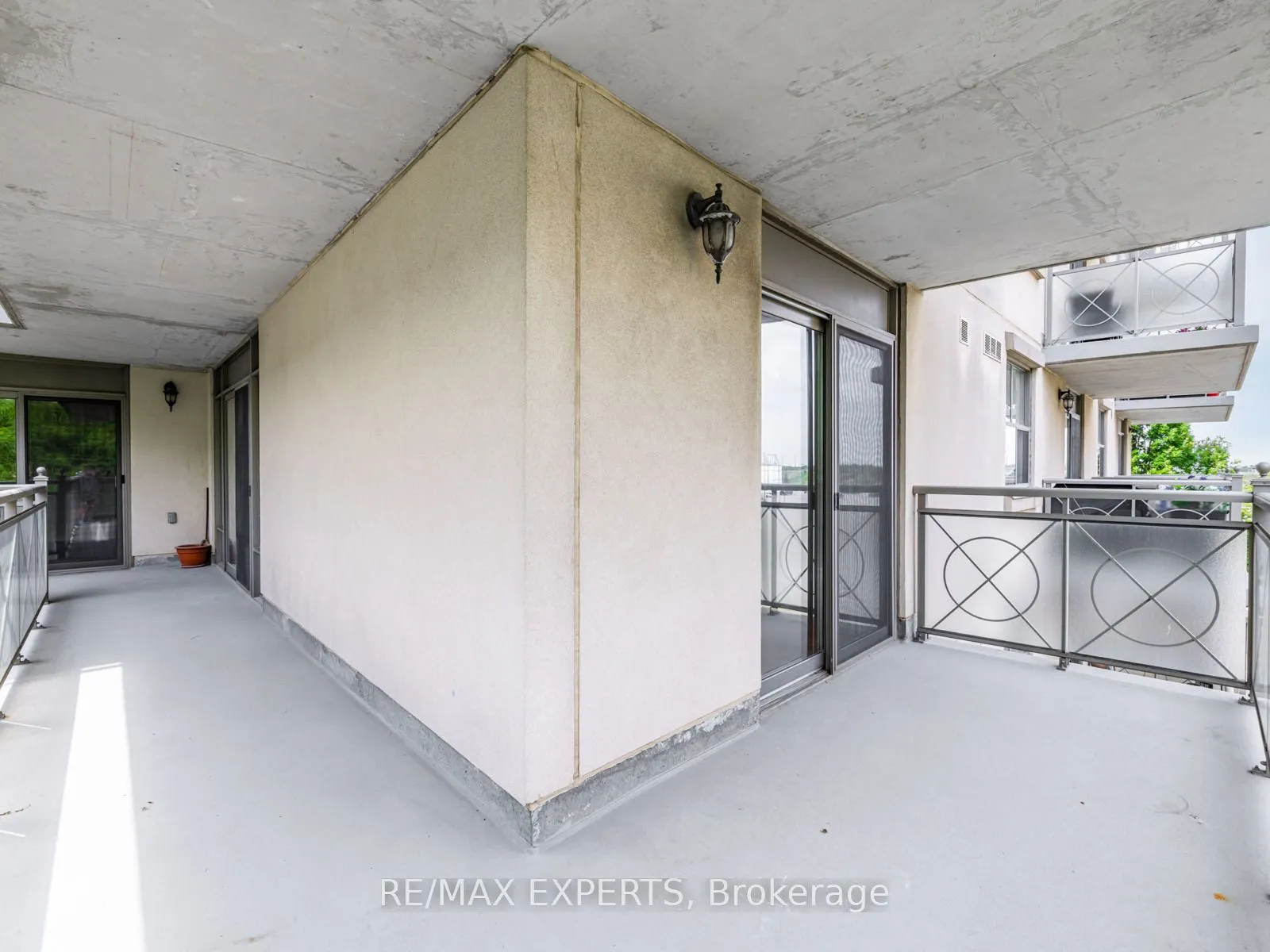 2500 Rutherford Road, #301