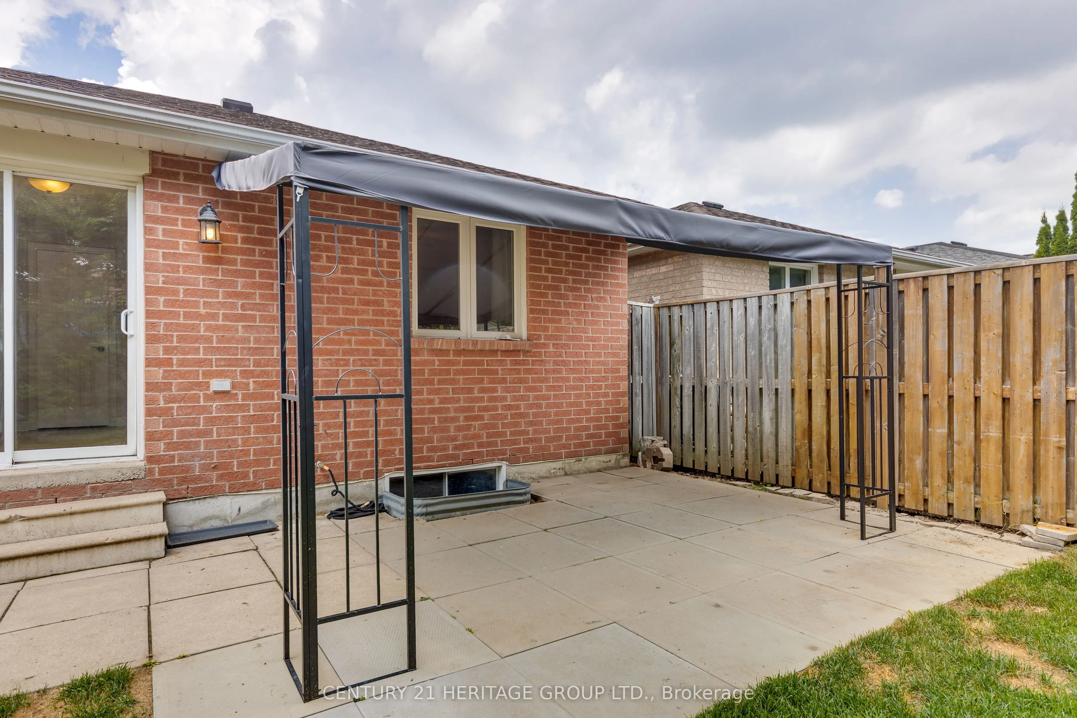 55 Breeze Drive