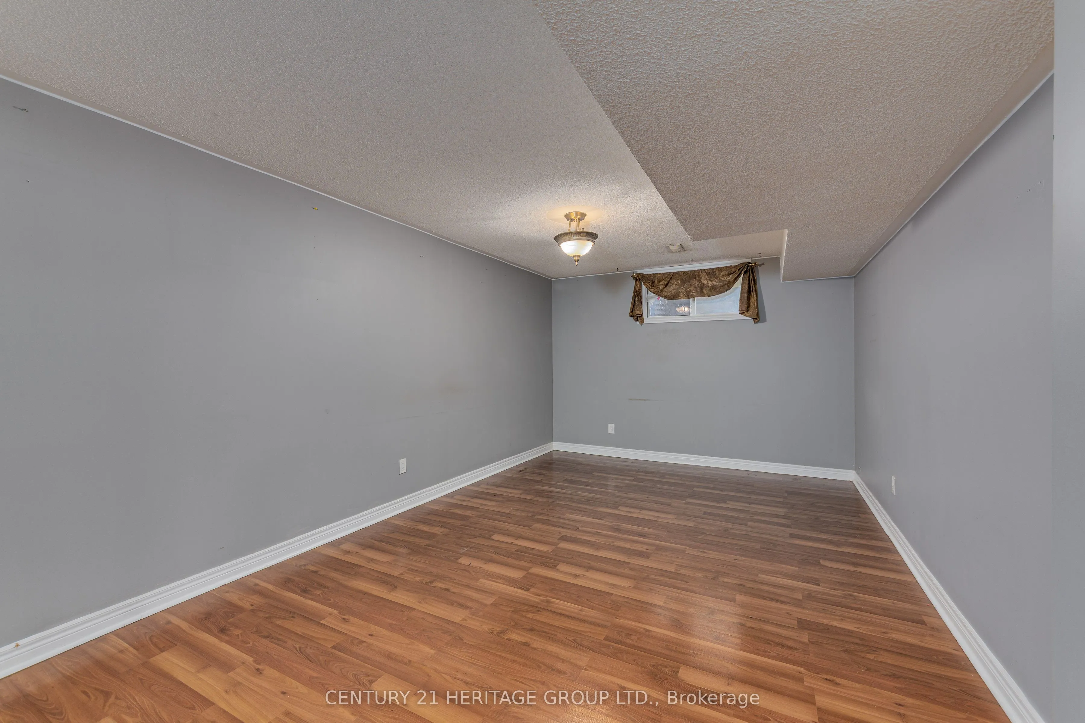 55 Breeze Drive