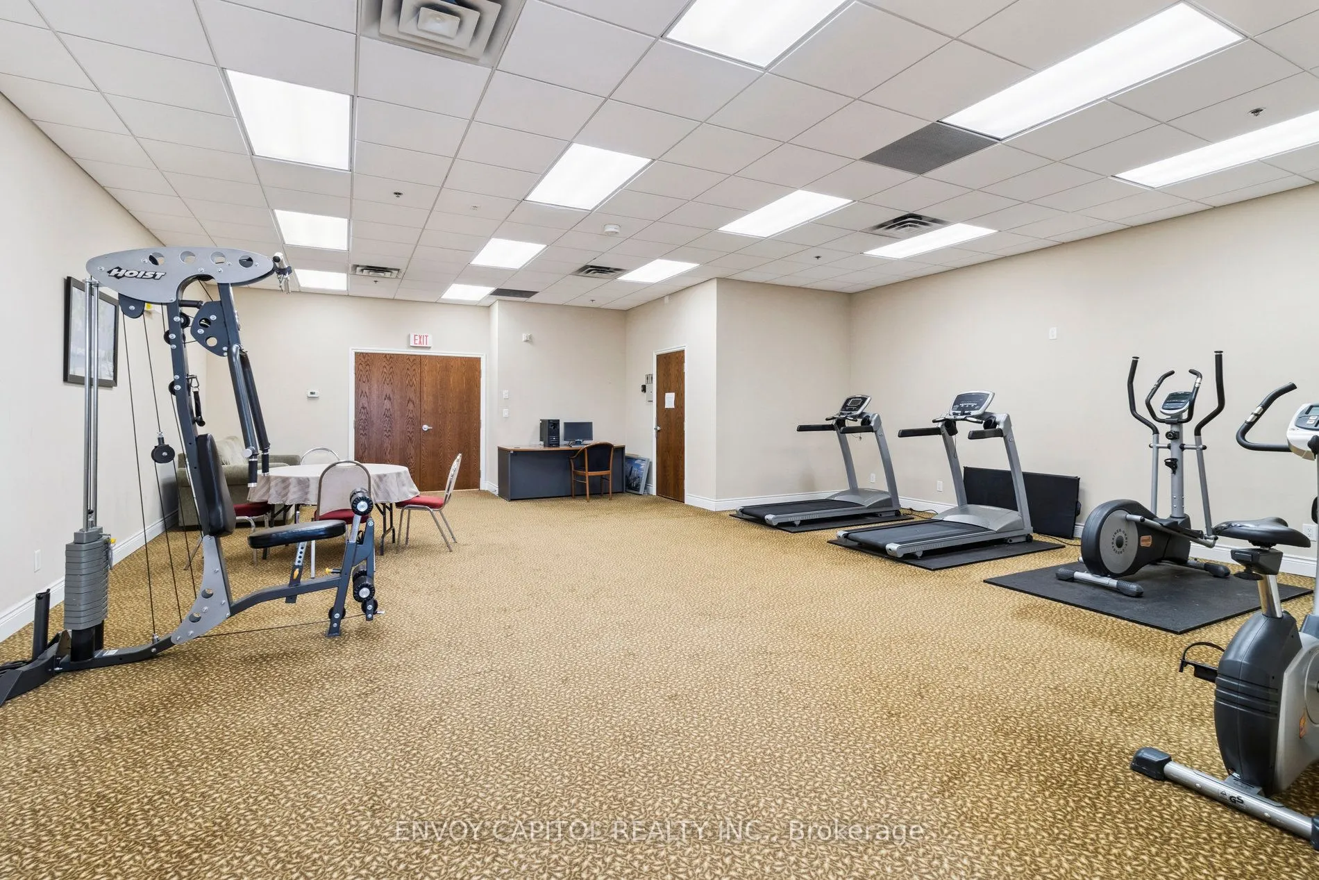 9901 KEELE Street, #203