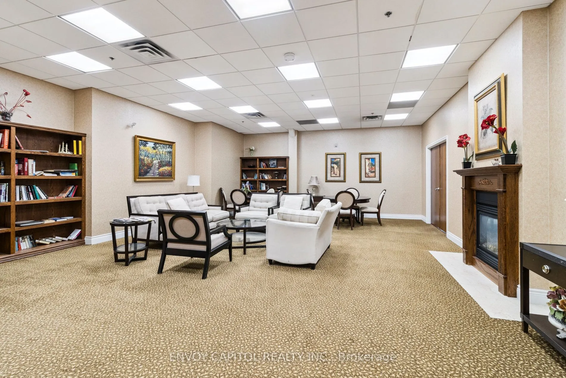 9901 KEELE Street, #203
