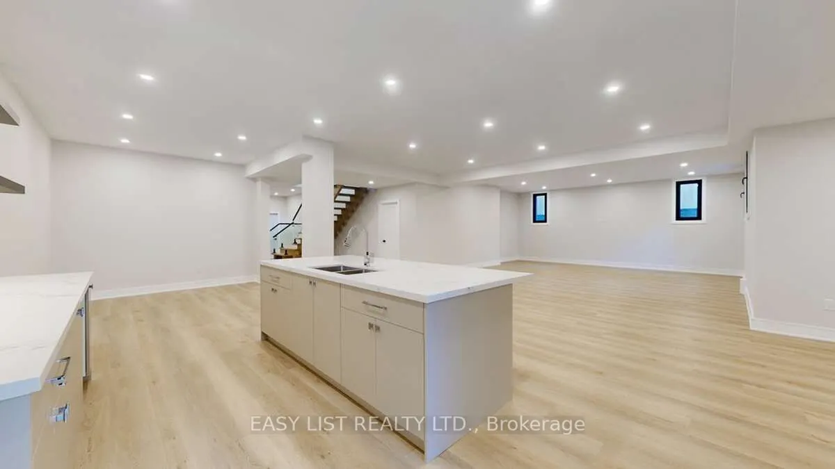 5 Parker Avenue