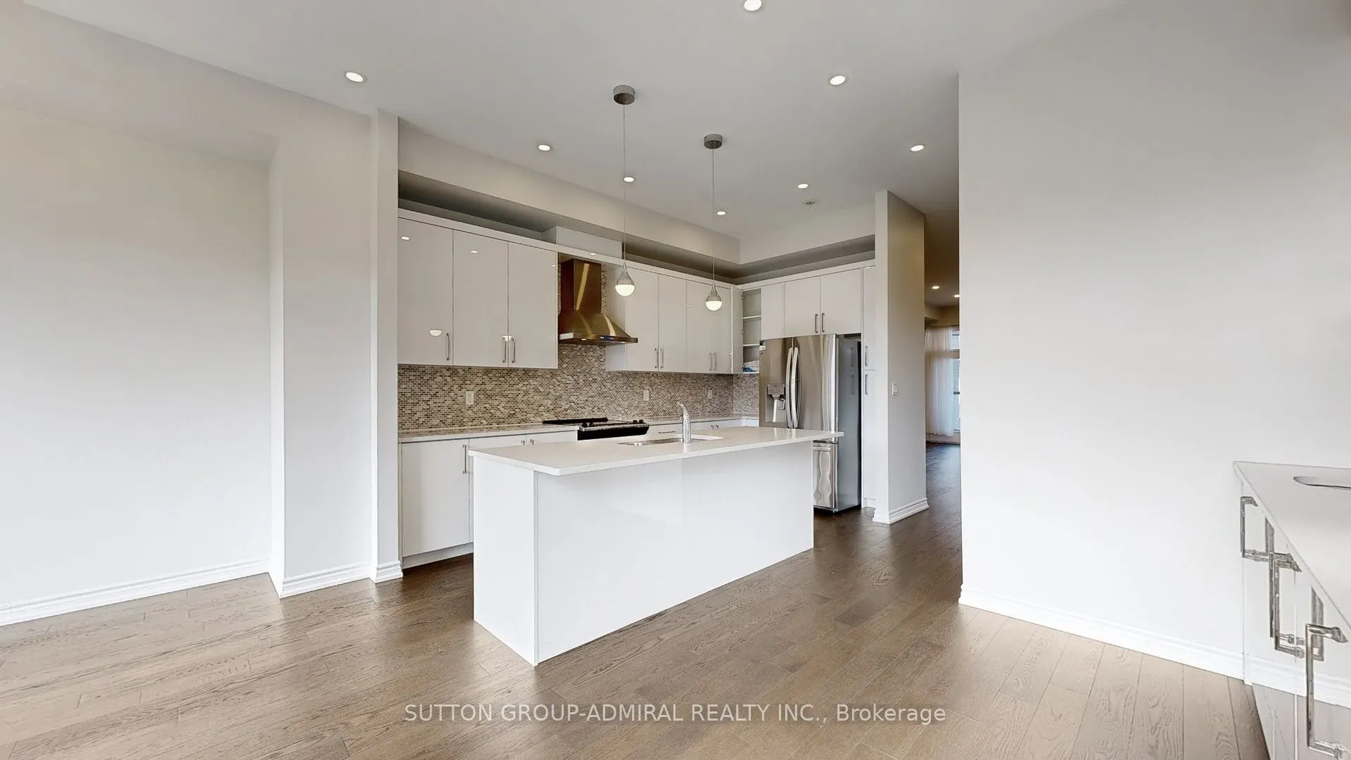 111 Golden Trail