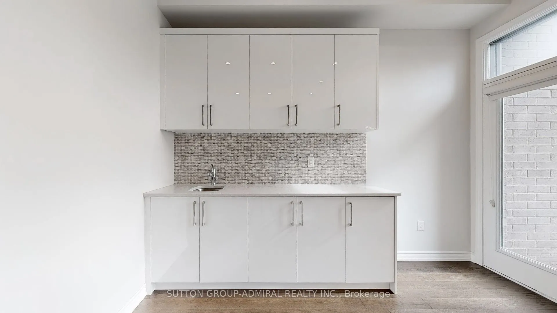 111 Golden Trail